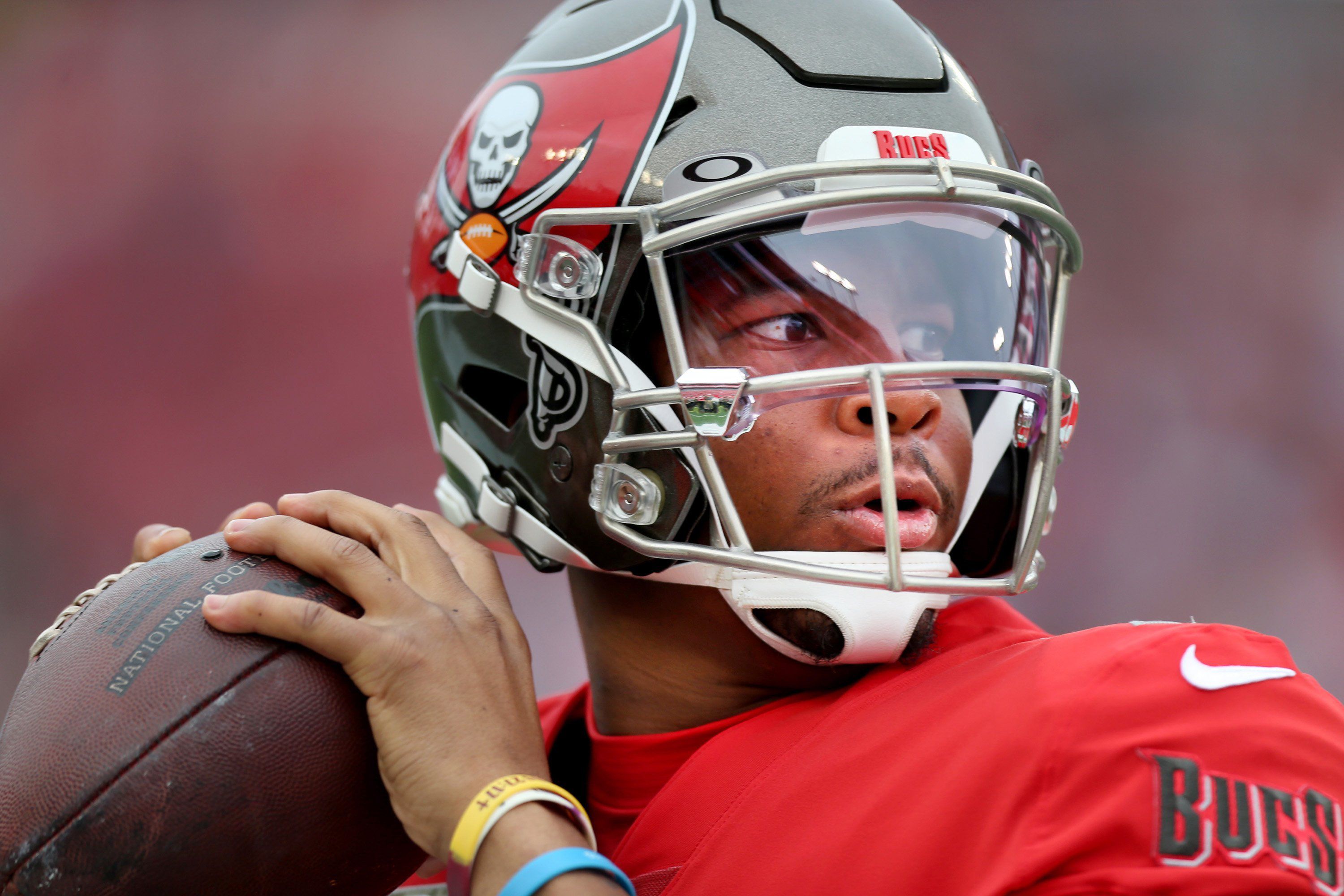 Trent Dilfer: Bucs should give quarterback Jameis Winston another year