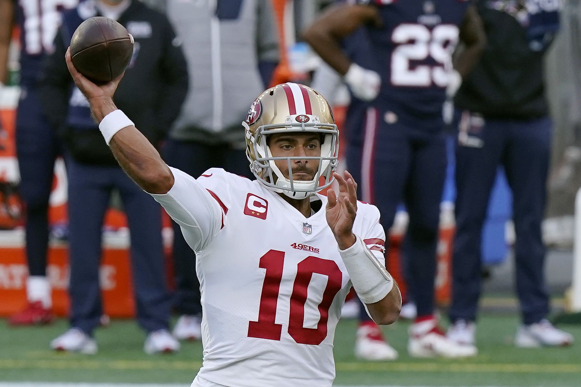 Wilson has 3 TDs before injury, 49ers crush Patriots 33-6