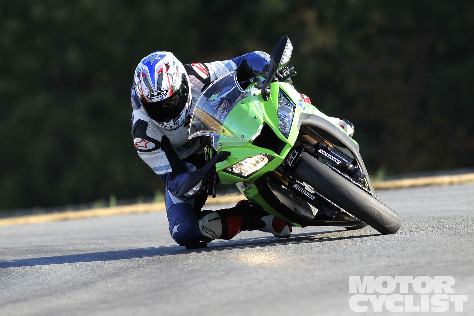 2011 Kawasaki ZX-10R | Motorcyclist