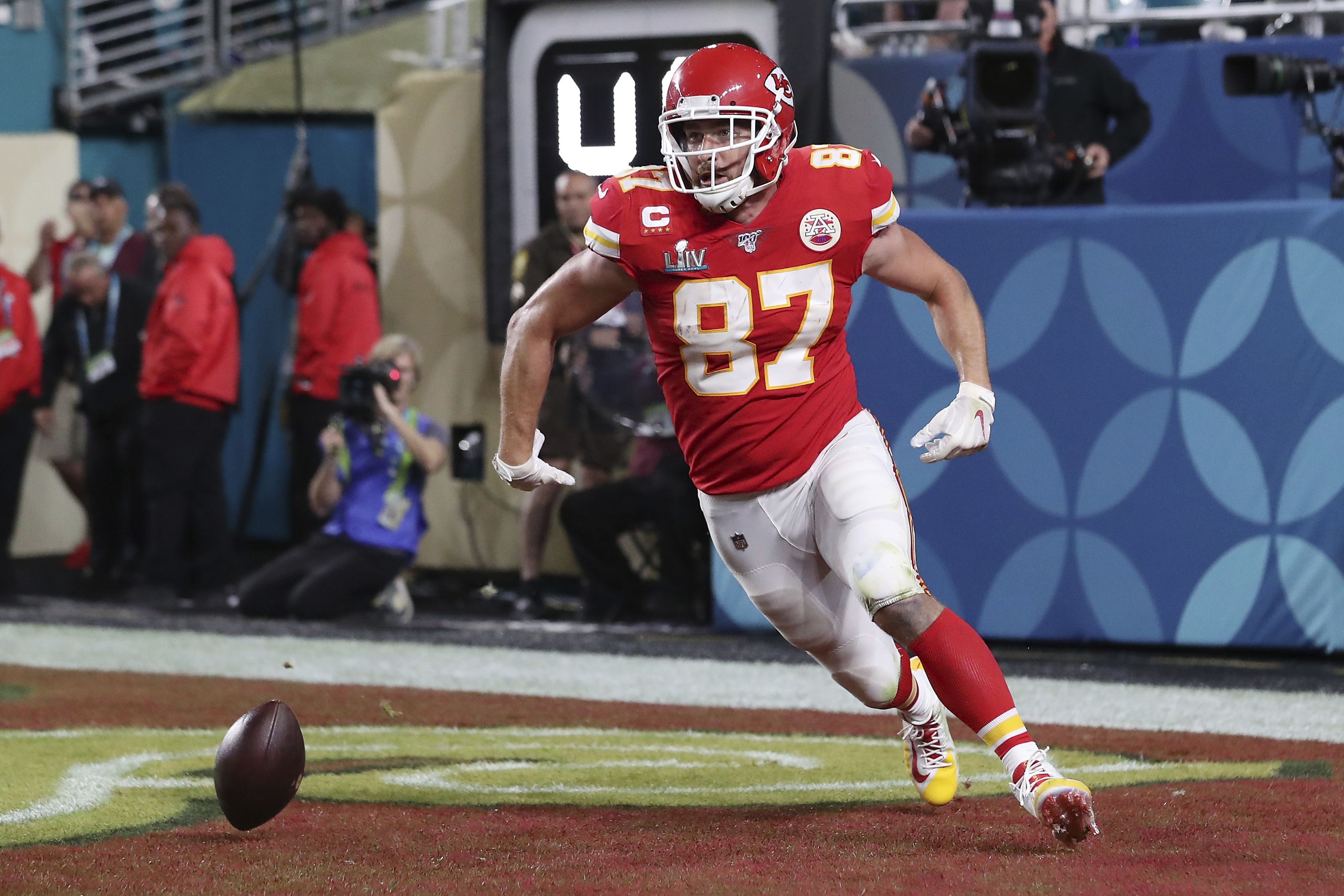 Travis Kelce is 54 yards away - The Kansas City Chiefs