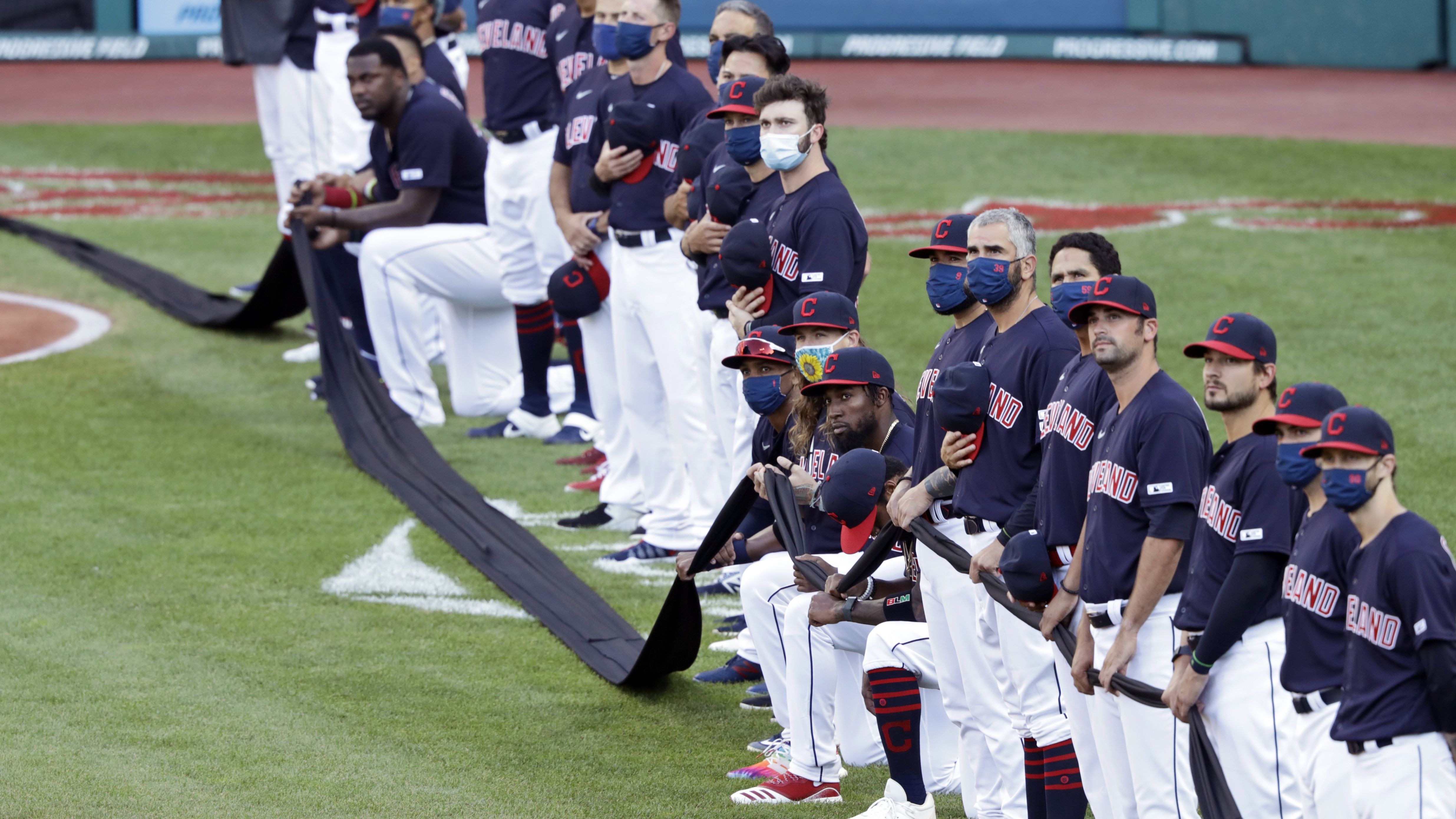 Cleveland Indians Hope to Emulate Cavaliers In 2016