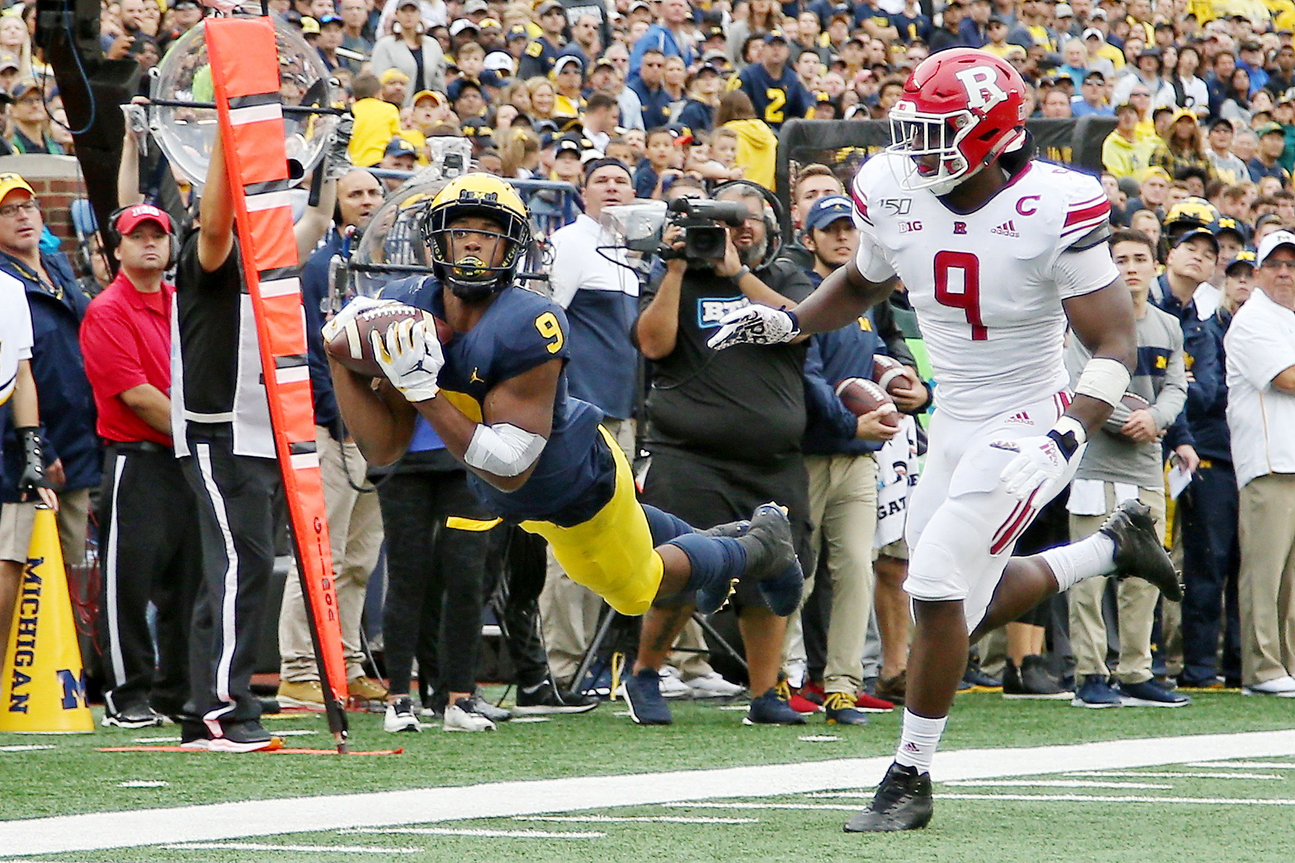 NFL invites fans to scouting combine in Indianapolis