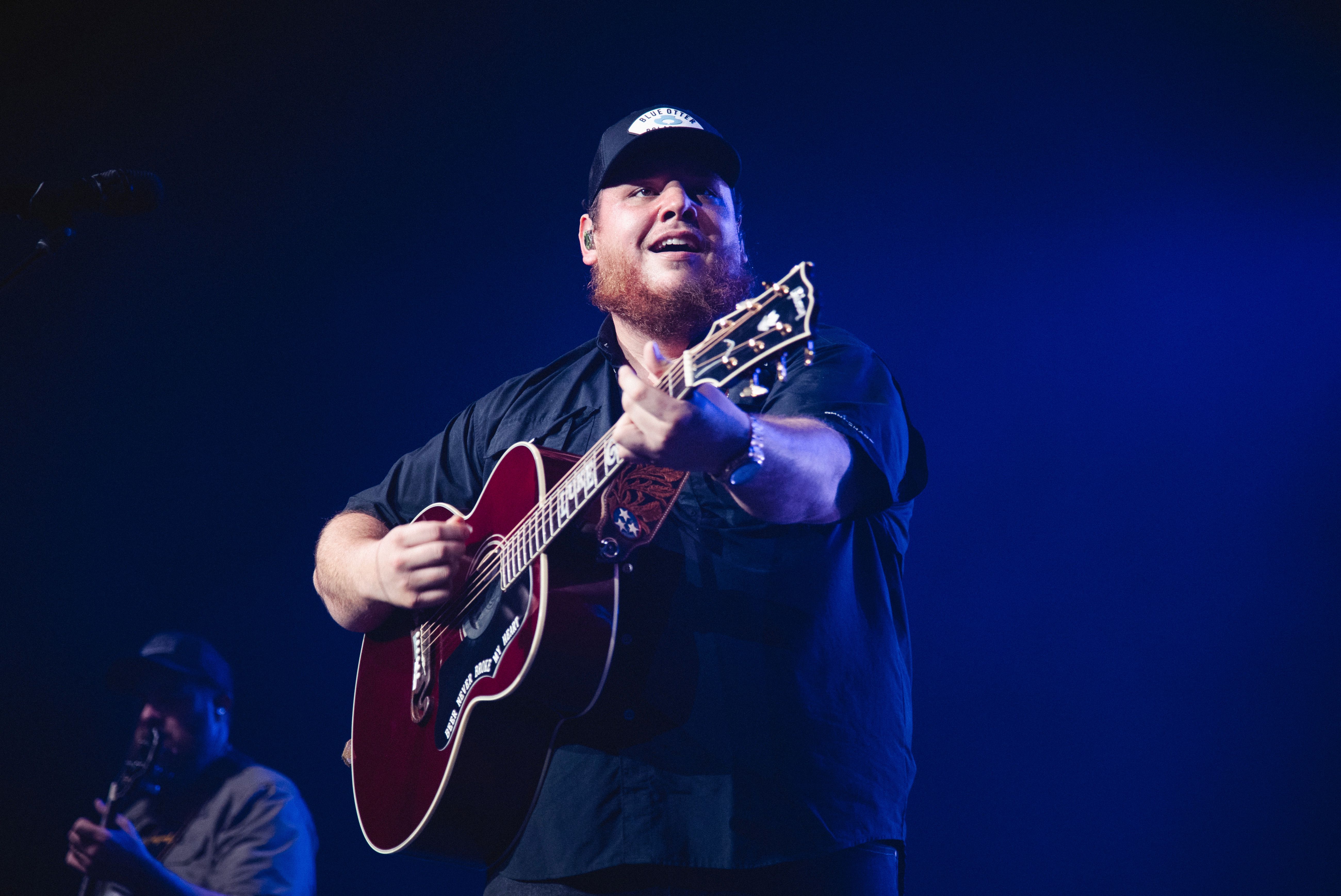 Luke Combs Tickets 2024 Growin' Up And Gettin' Old Tour, 48 OFF