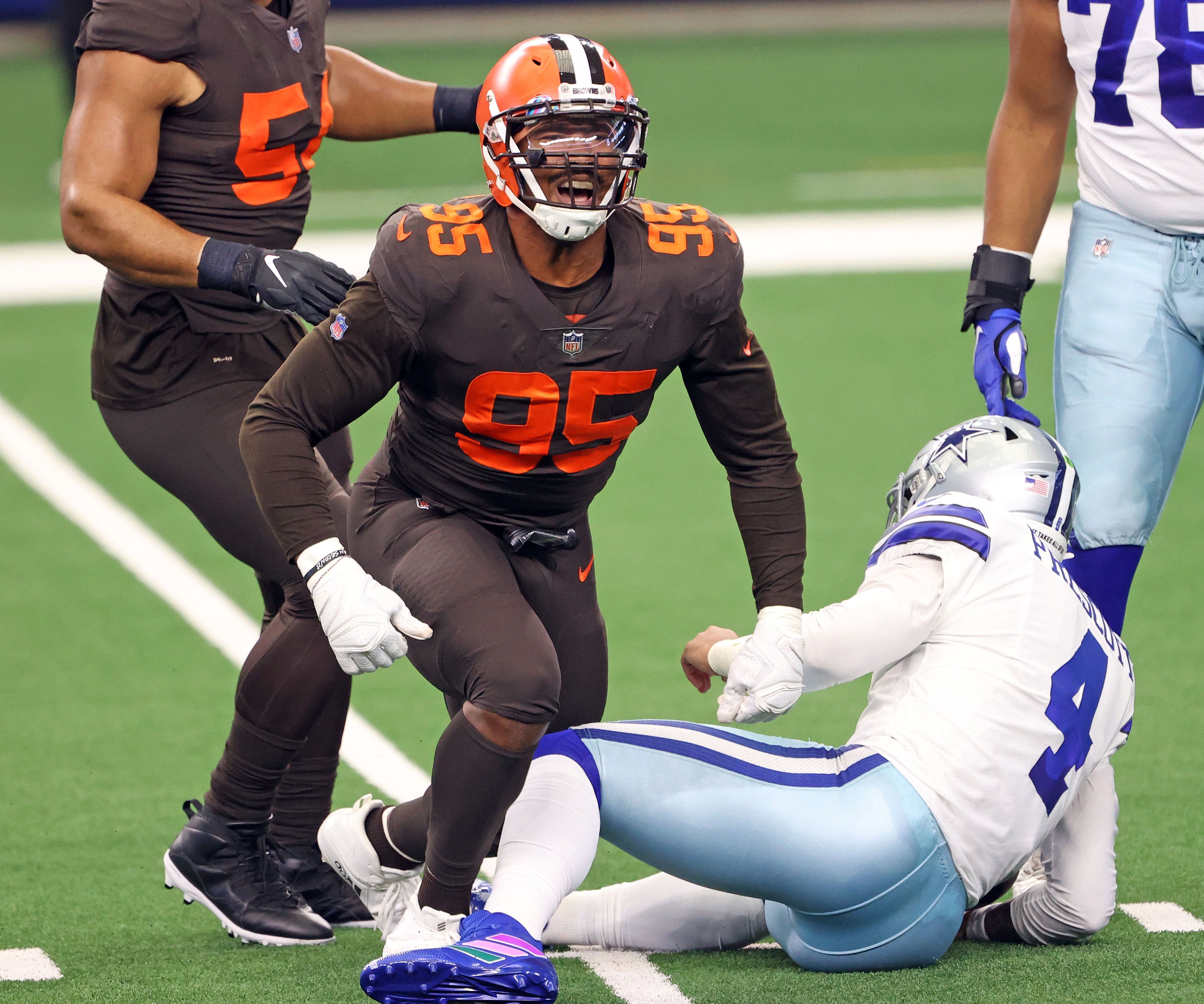 Mayfield, Garrett right at home as Browns beat Cowboys 49-38