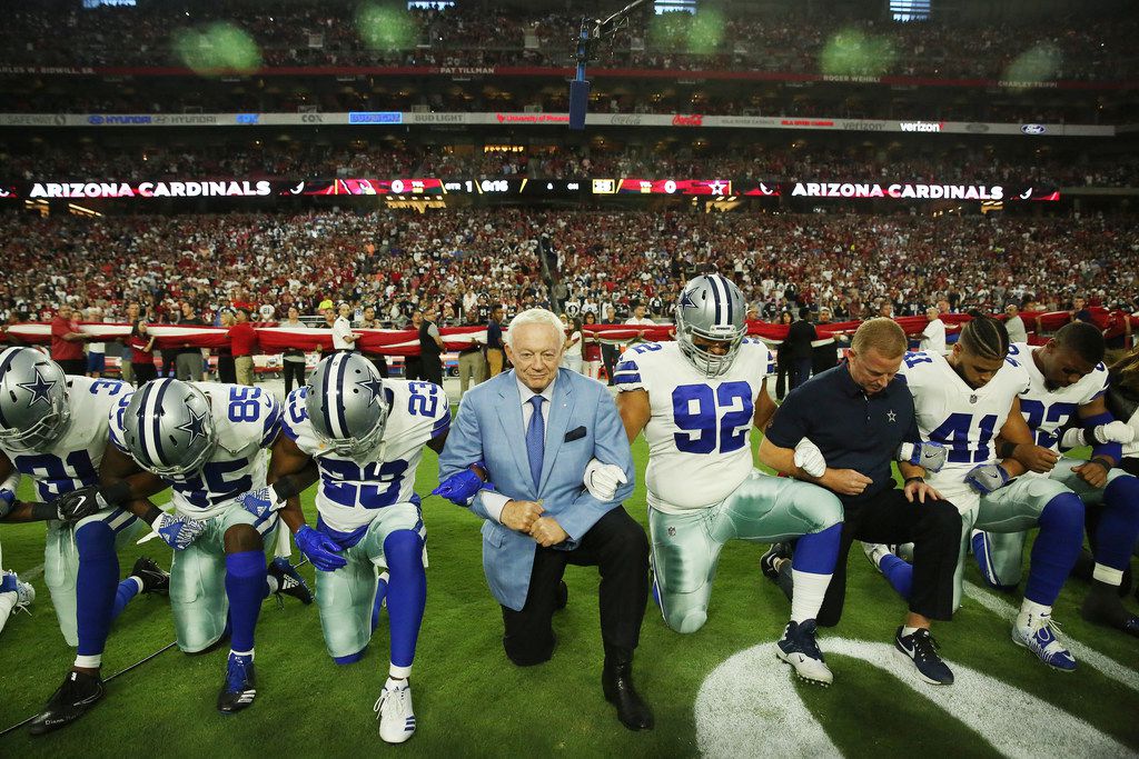 Cowboys' Jerry Jones gives fiery response to fans calling for shades or  curtains at AT&T Stadium