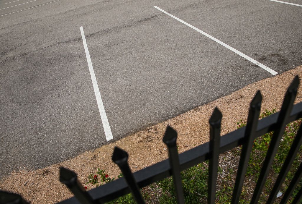 For $316k a year, Dallas is stuck with an empty parking lot near Love Field