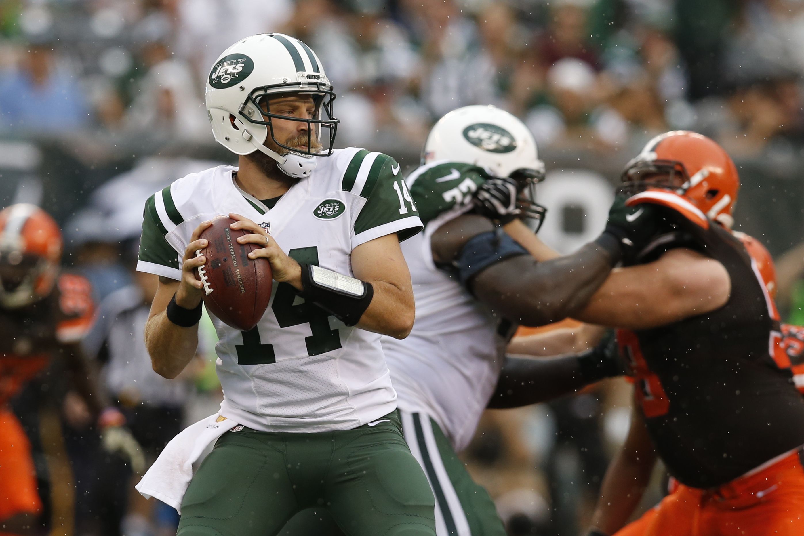 NFL notes: Ryan Fitzpatrick's 6 picks part of Jets' miserable day - The  Boston Globe