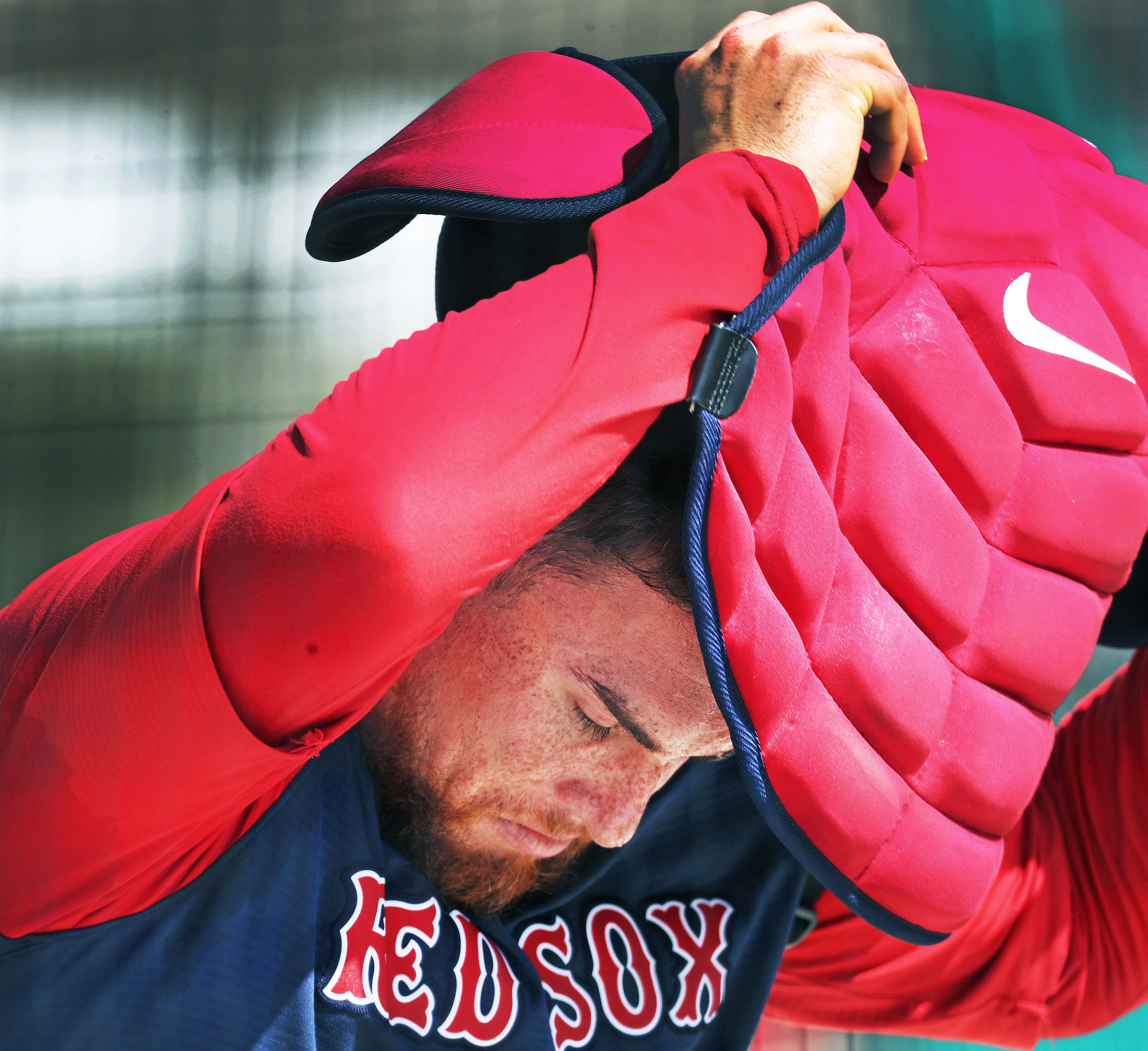 Red Sox pick up option on catcher Christian Vázquez - The Boston Globe