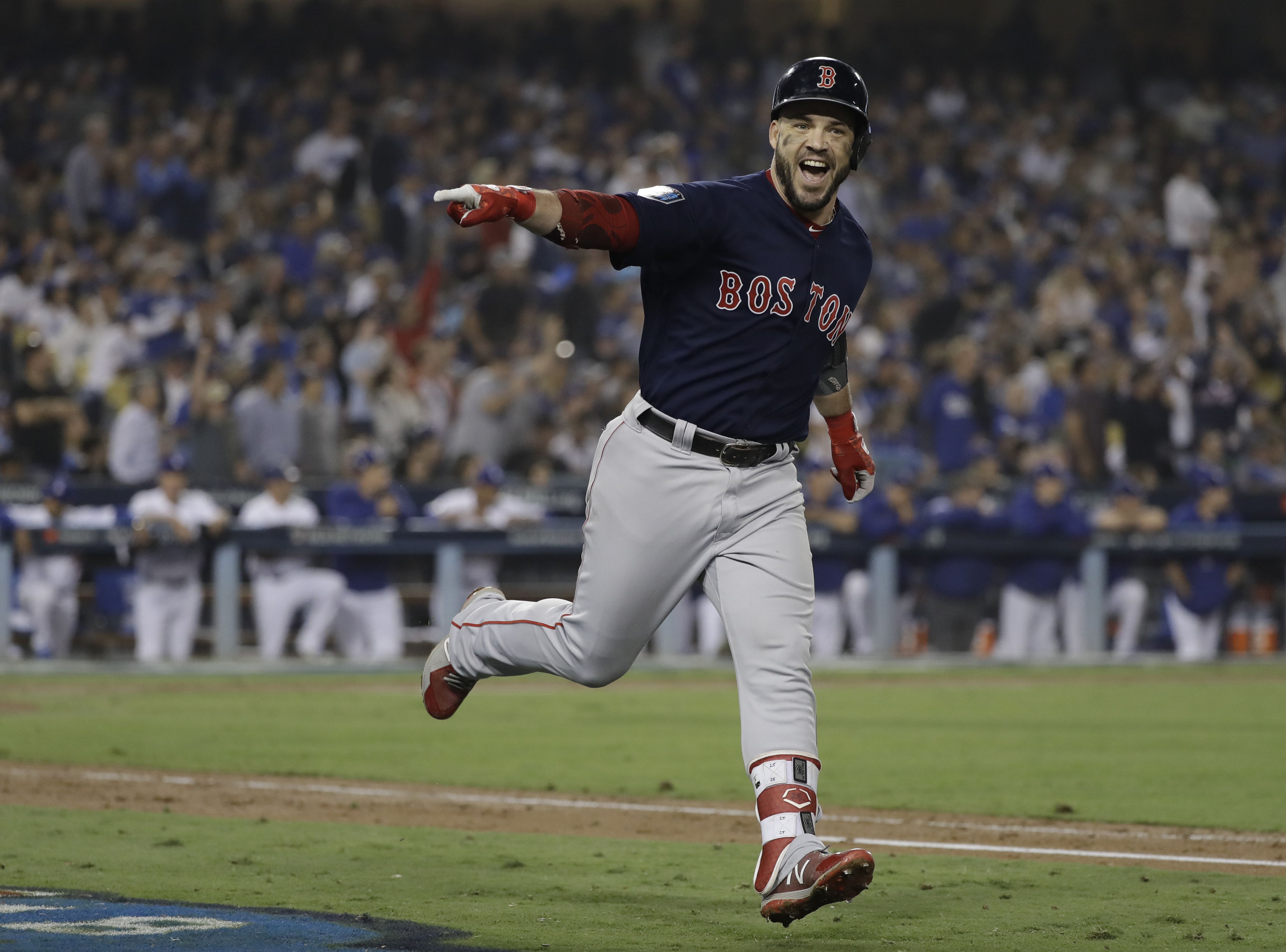 Boston Red Sox's Steve Pearce considering retirement: 'I can lay