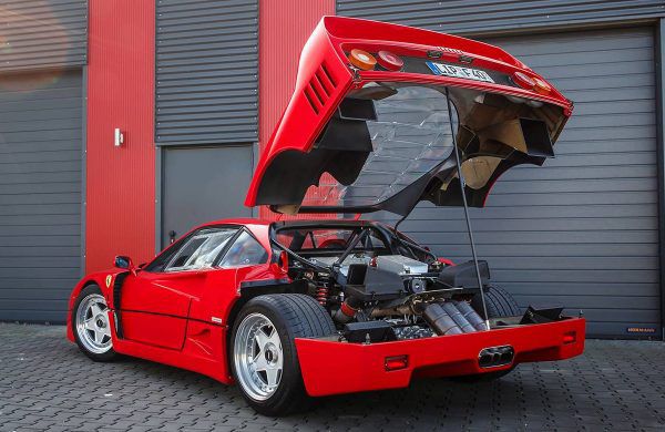 Ferrari-F40-19-e1486380905466-600x390.jpg