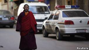 120131100307_tibet_monk_304x171_reuters.jpg