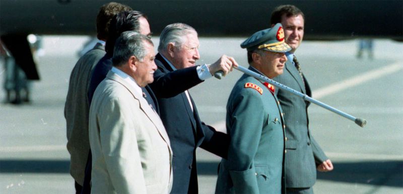 pinochet-2.jpg