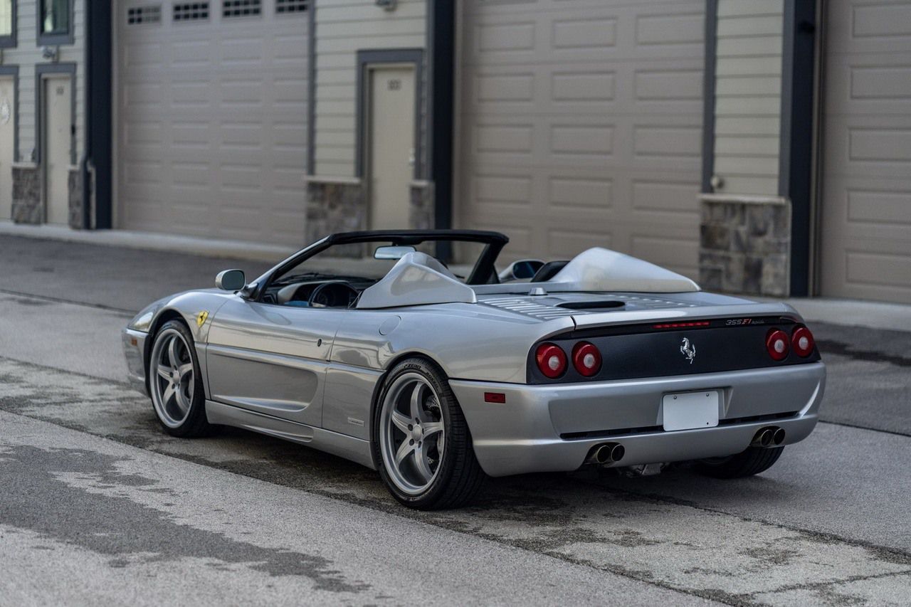 Ferrari 355 Spider Shaquille O'Neal