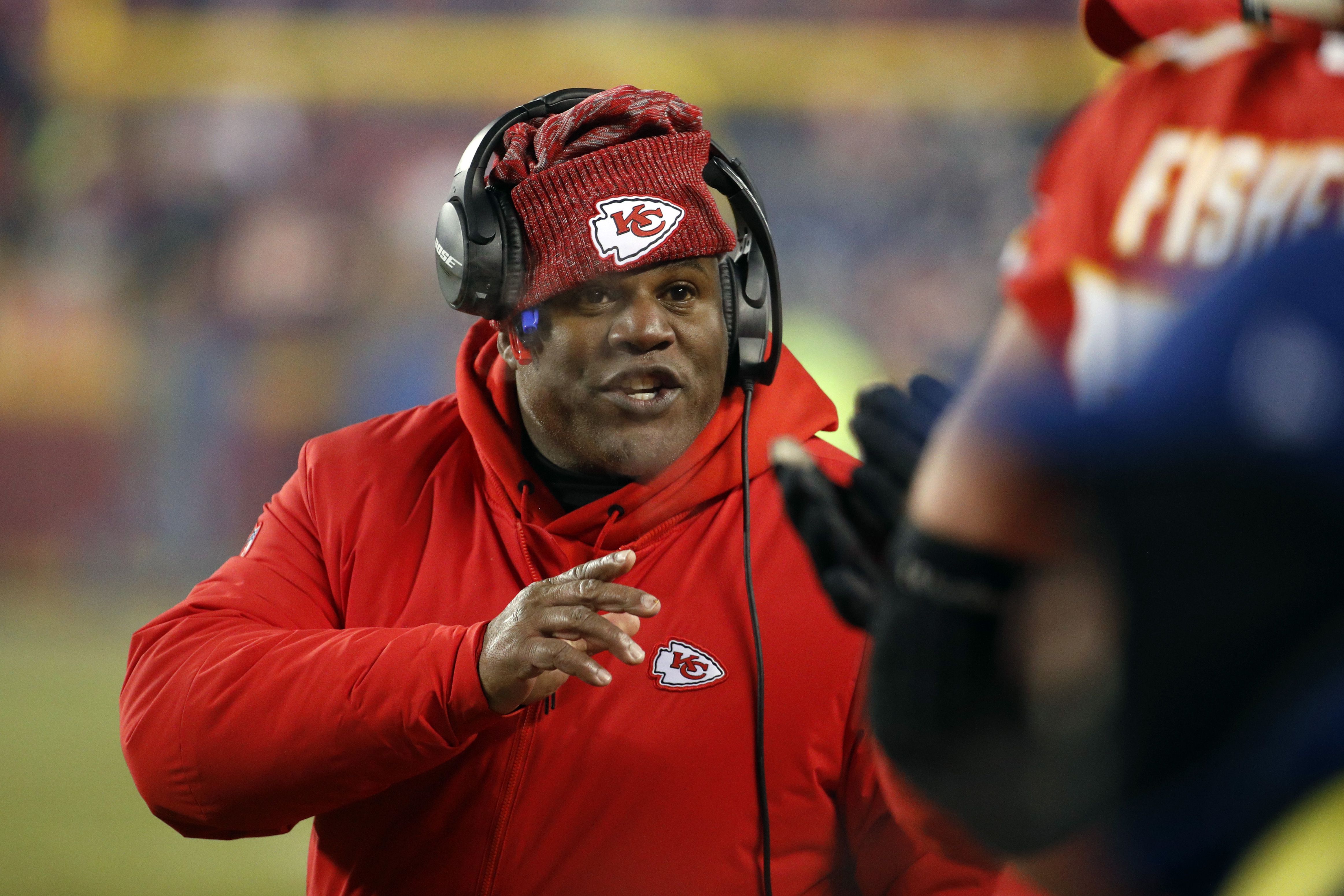 Former Lions coach Patricia lands back with Patriots; Caldwell in mix for  Texans' job