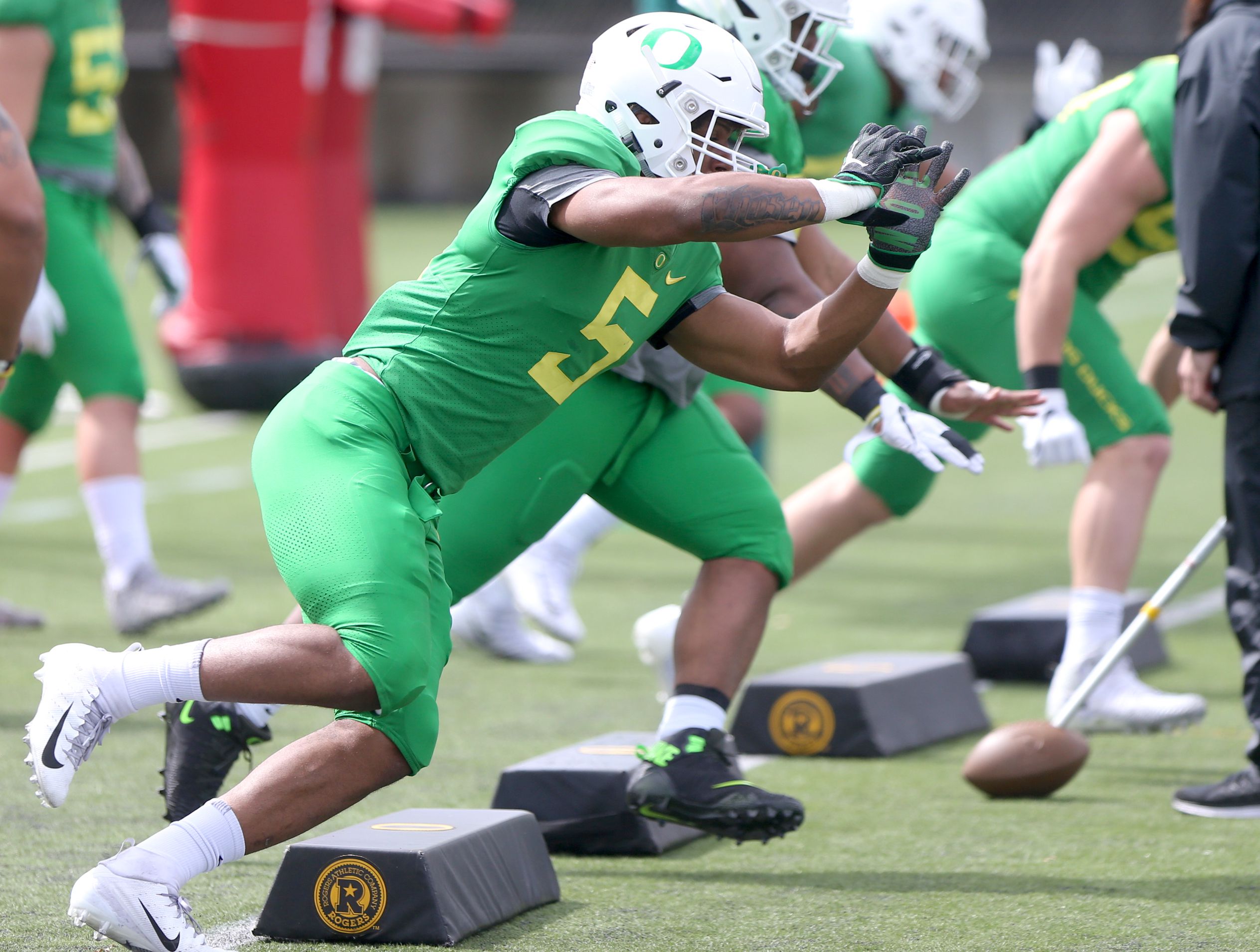 Kayvon Thibodeaux to skip senior season at Oregon, enter NFL draft