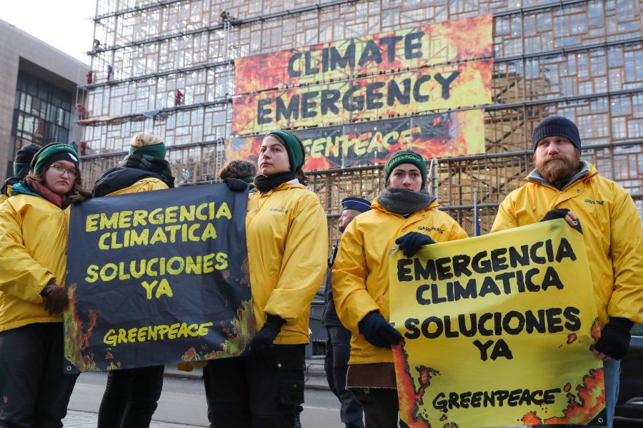 Greenpeace-protests-o-4654299.jpg