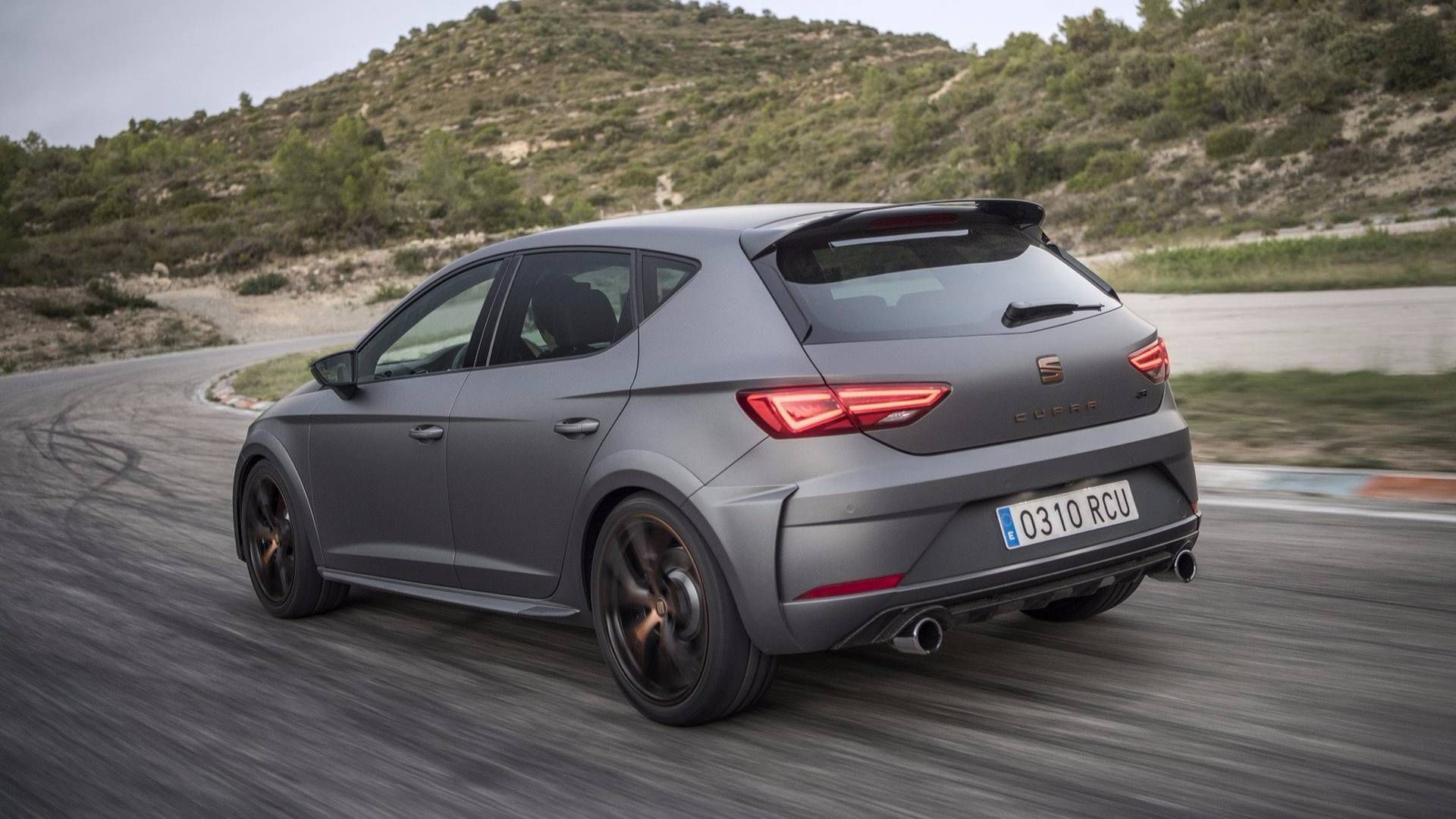 seat-leon-cupra-r.jpg