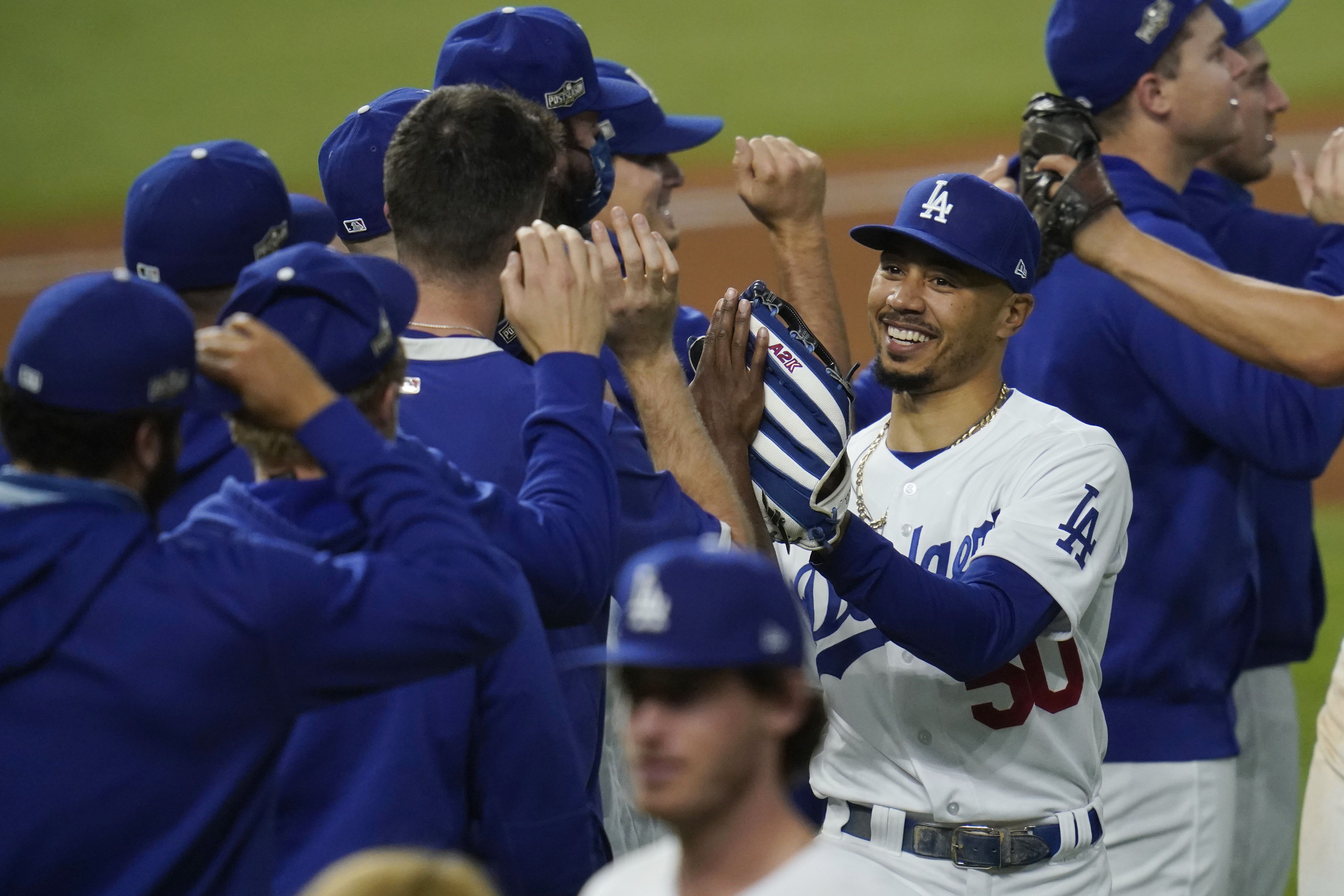 Dodgers: Mookie Betts Confident That Cody Bellinger Will Find It