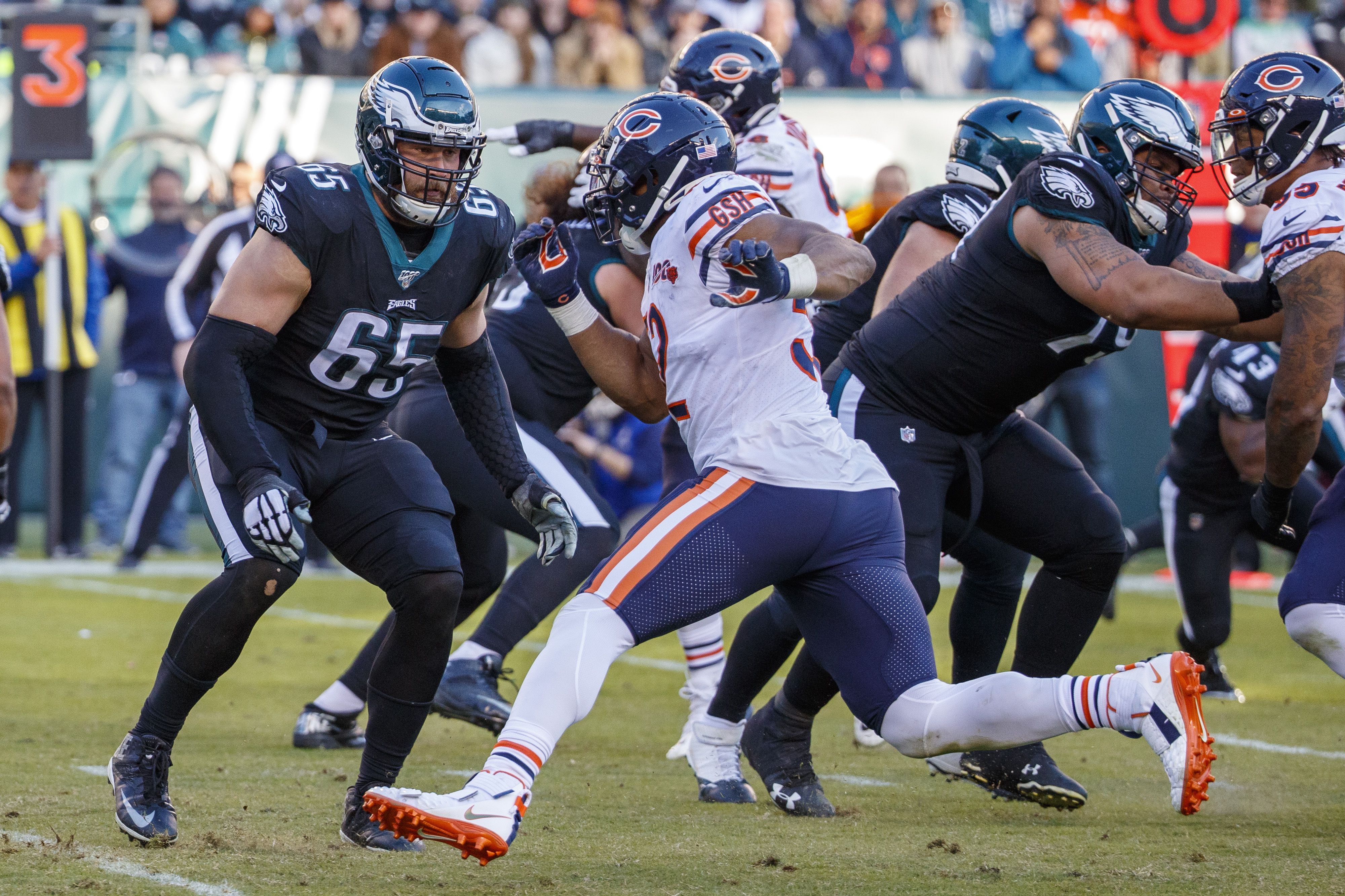 Lane Johnson agrees: Eagles' offensive line didn't do enough to protect  Carson Wentz