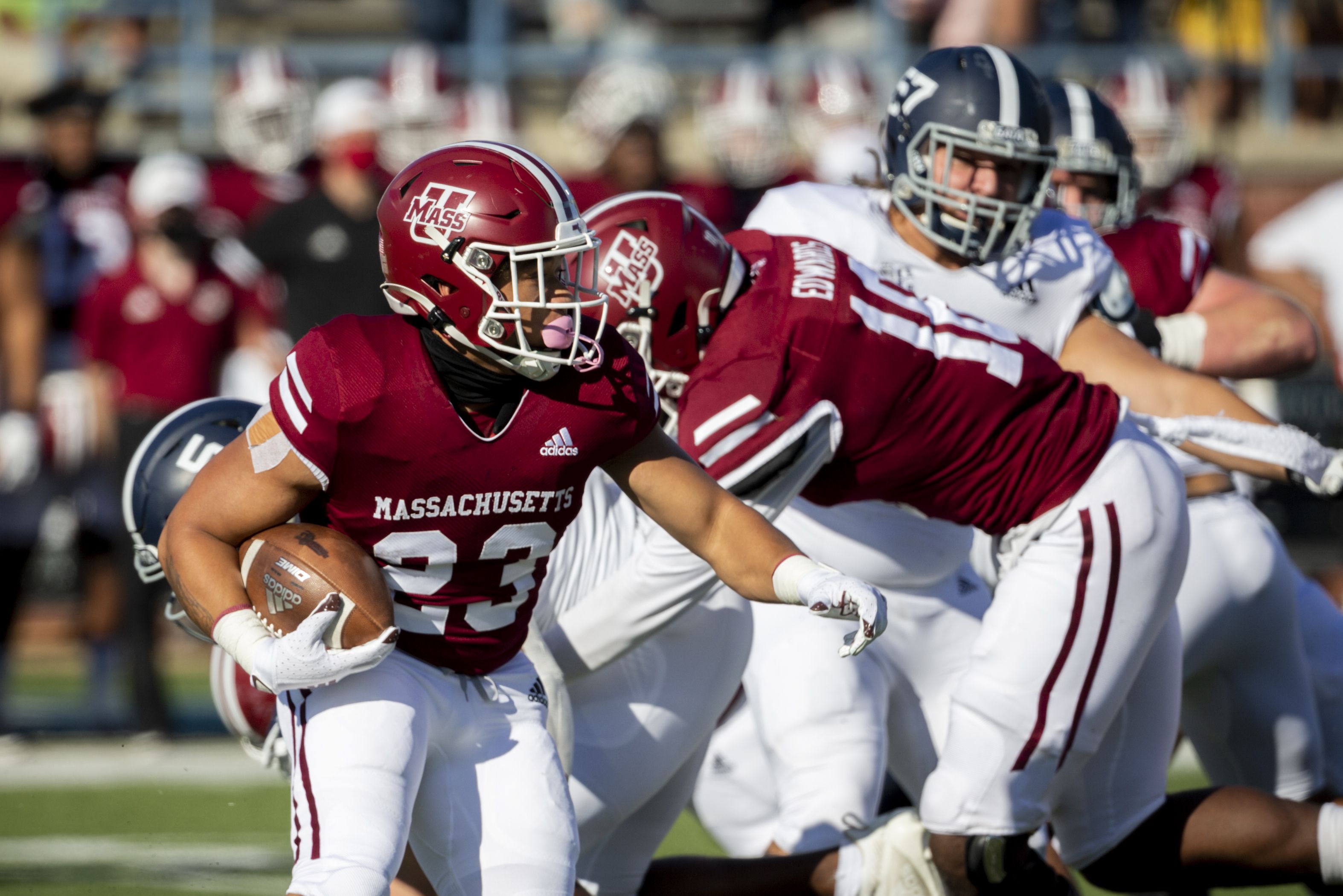 Shai Werts accounts for four TDs, Georgia Southern beats UMass 41