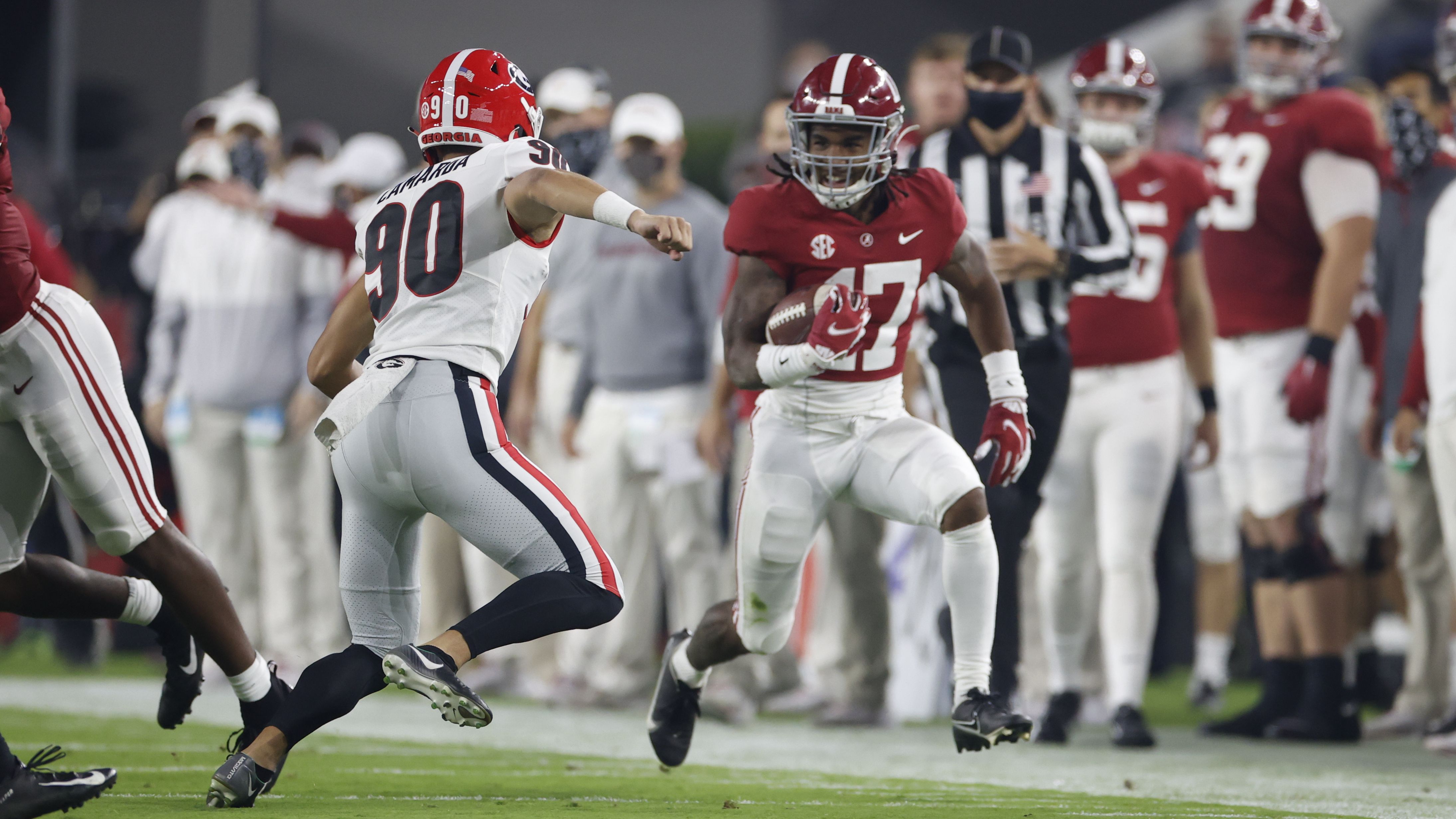 NFL Stars Urge Alabama's Jaylen Waddle to Sit Out Title Game Over Injury