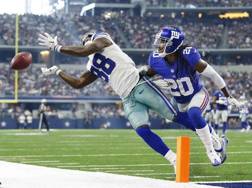 Watch: Dez Bryant gets massive double high-five from young fan