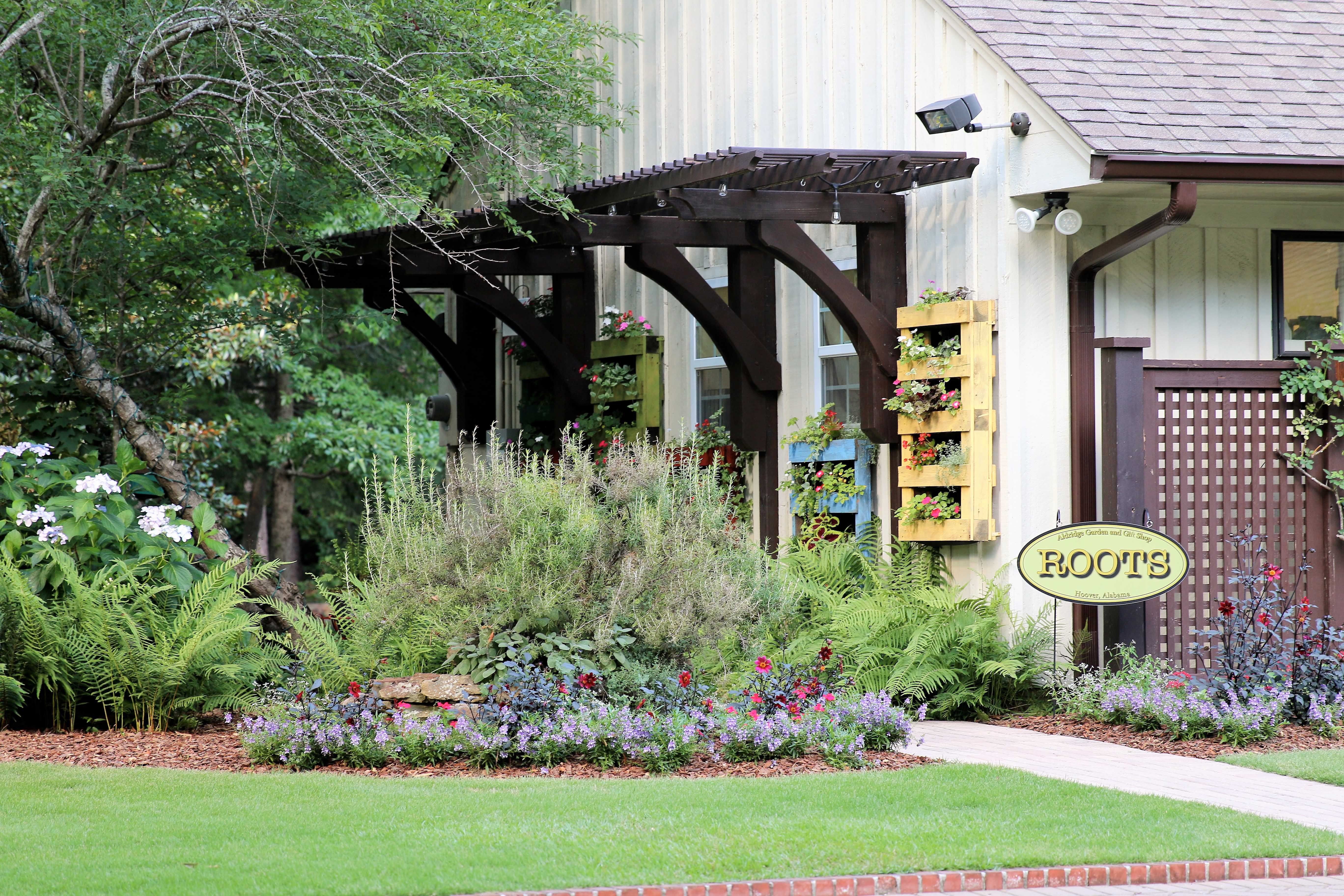Aldridge Gardens Builds On A Legacy Of Family Gardening Al Com