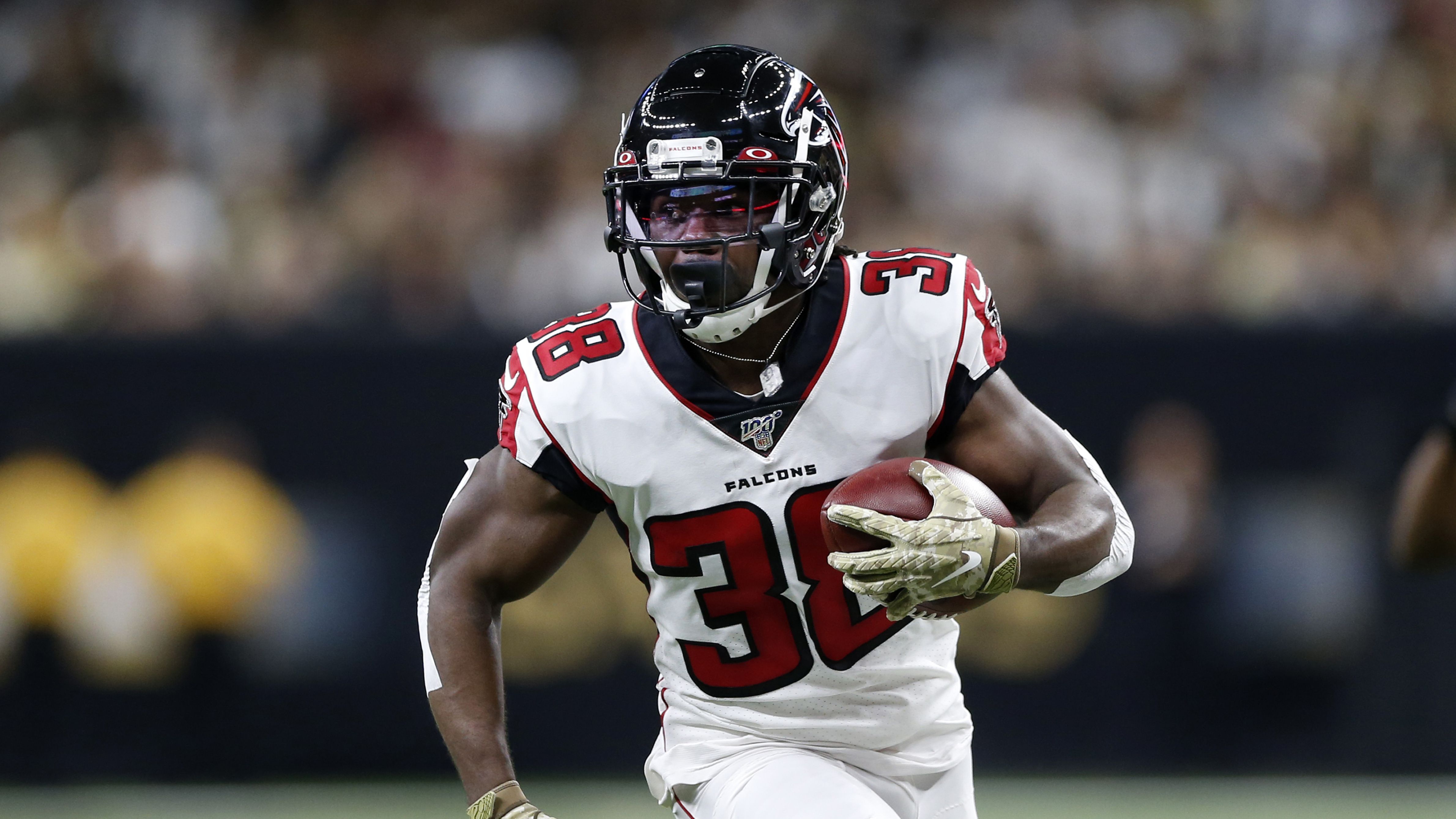 Kenjon Barner officially named Falcons' kickoff and punt returner