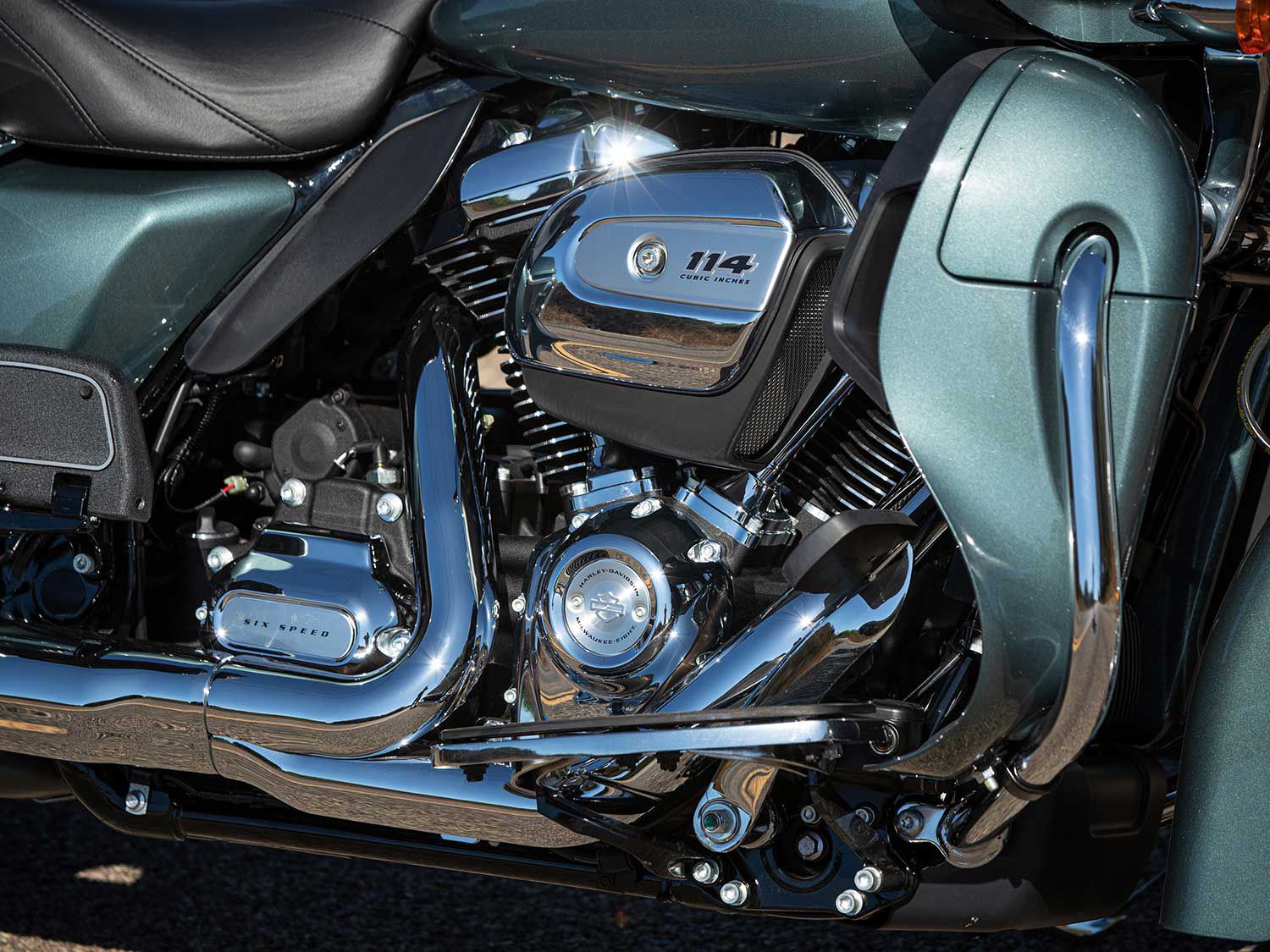 2020 Harley-Davidson Road Glide CVO Limited Review