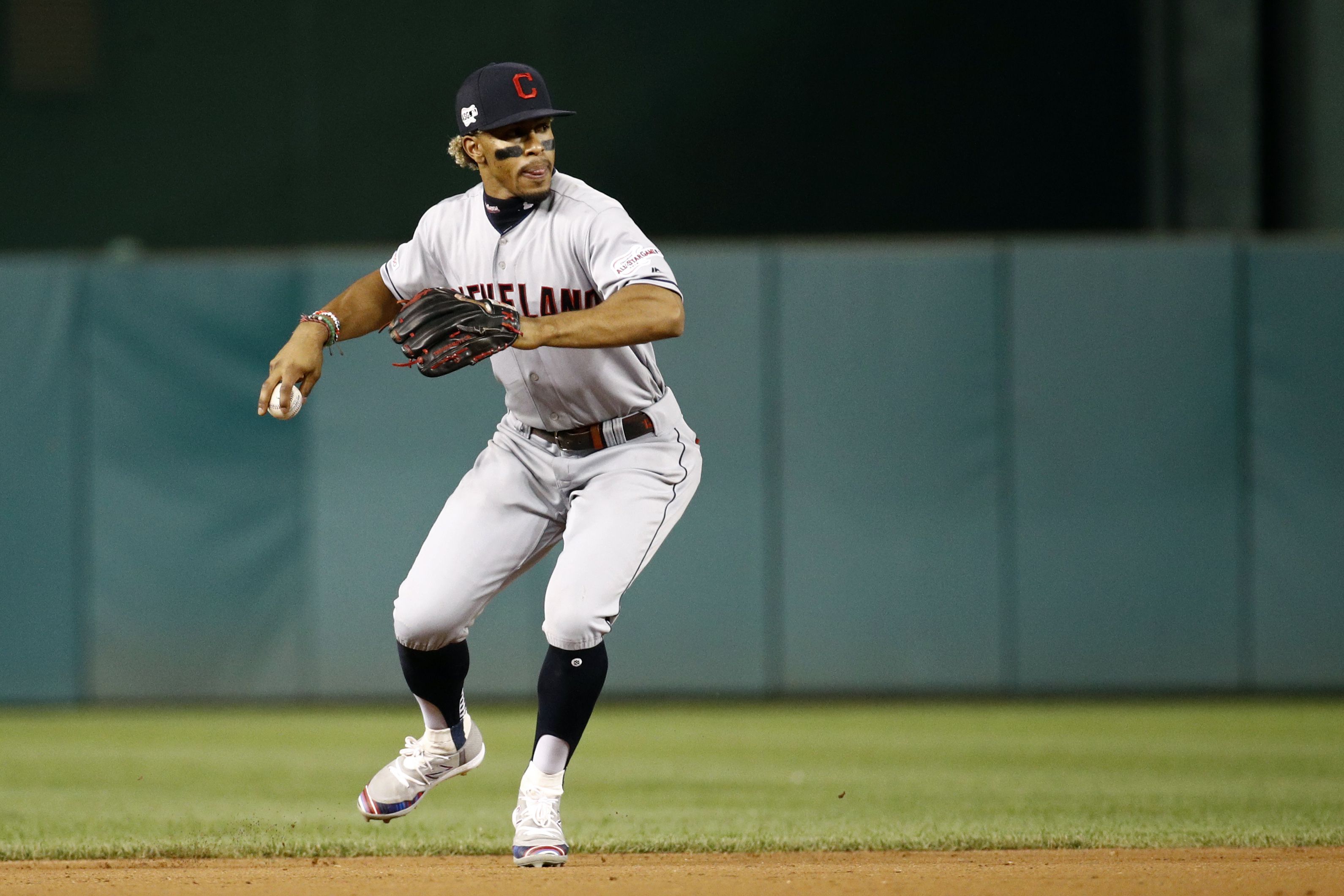 Cleveland intends to trade Francisco Lindor, per report (paging