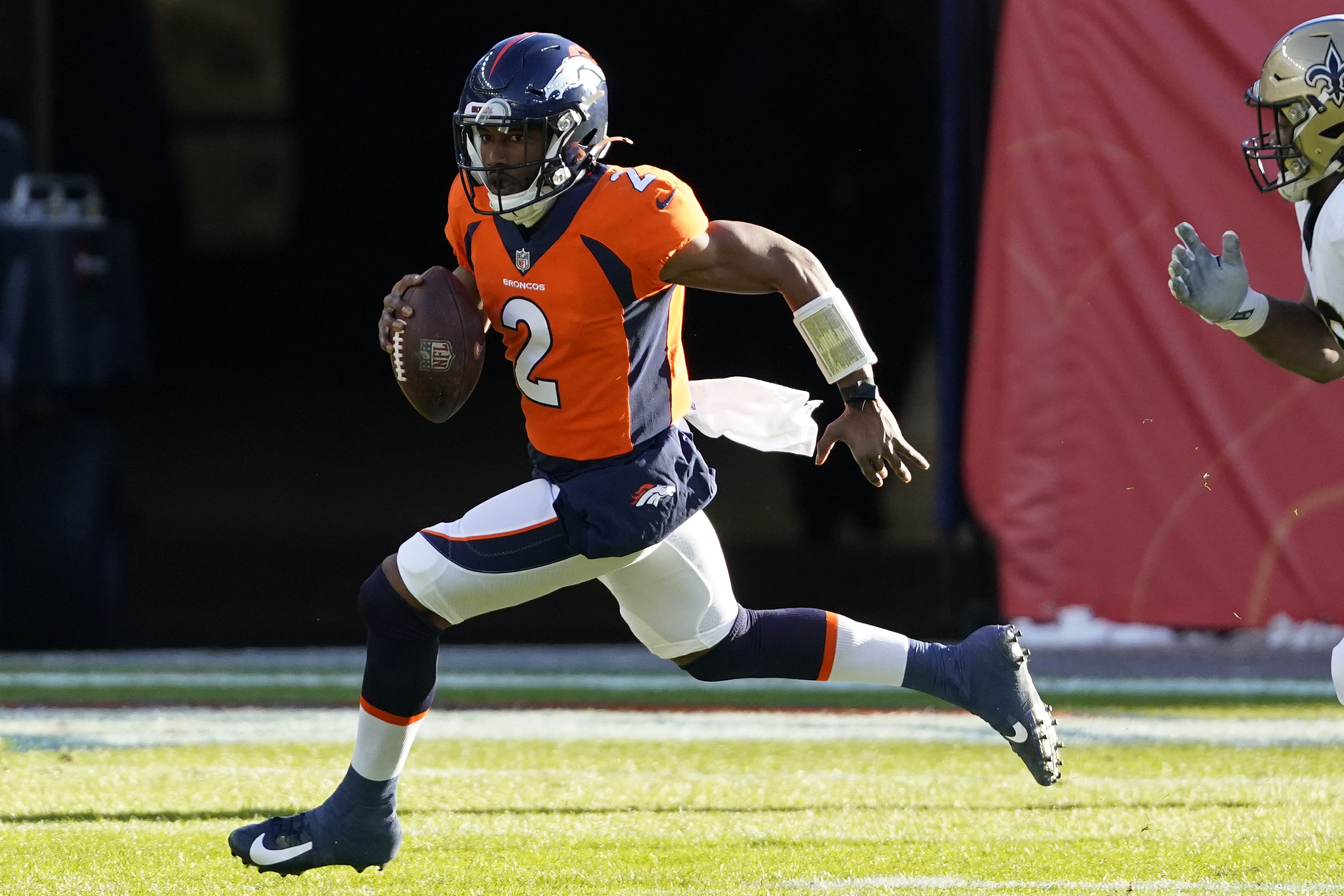 Broncos' Kendall Hinton can throw the ball but it was awhile ago