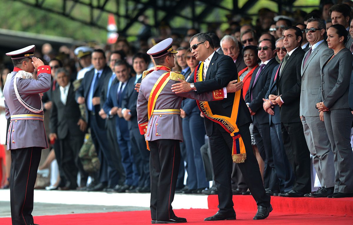 Rafael Correa anuncia reformas al sistema de pensiones militares