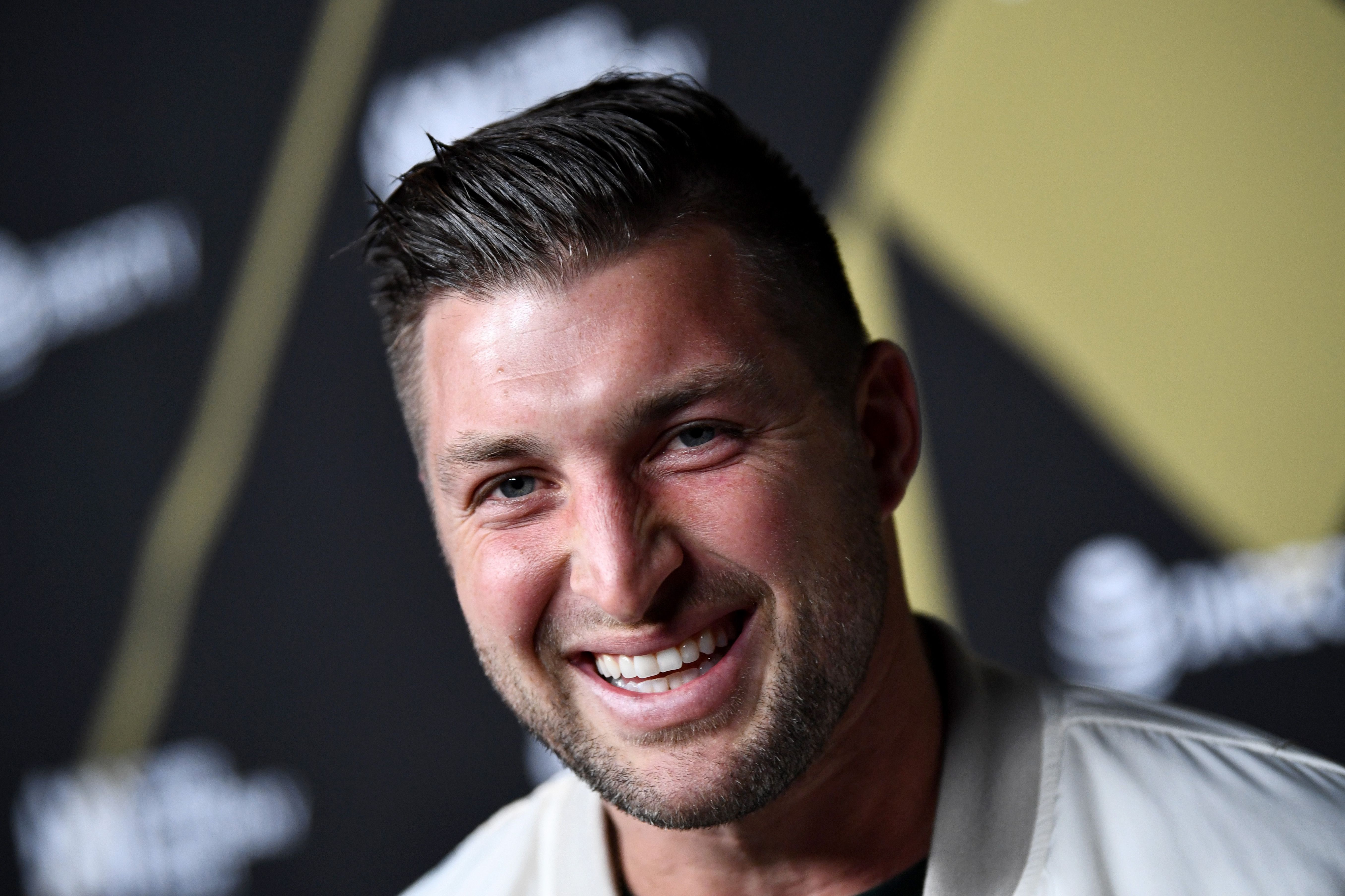 Tim Tebow jersey sales: Tebow Mania is back as Jaguars' tight end's uniform  is No. 1 seller in NFL 