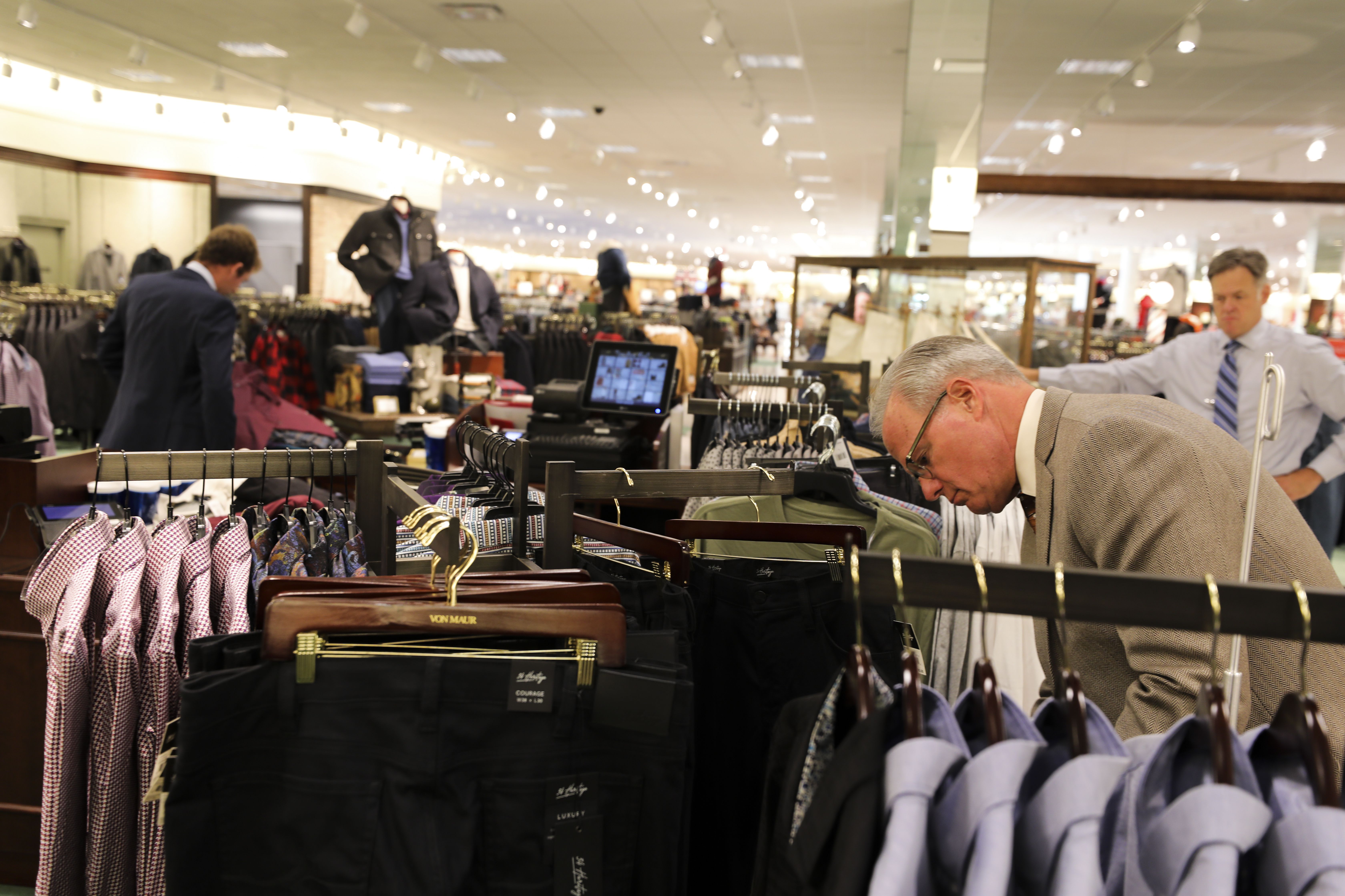 Shoppers, workers return to Von Maur