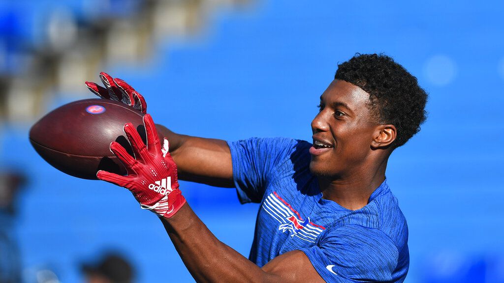 Former Bills receiver Zay Jones says he was 'shocked' by trade to