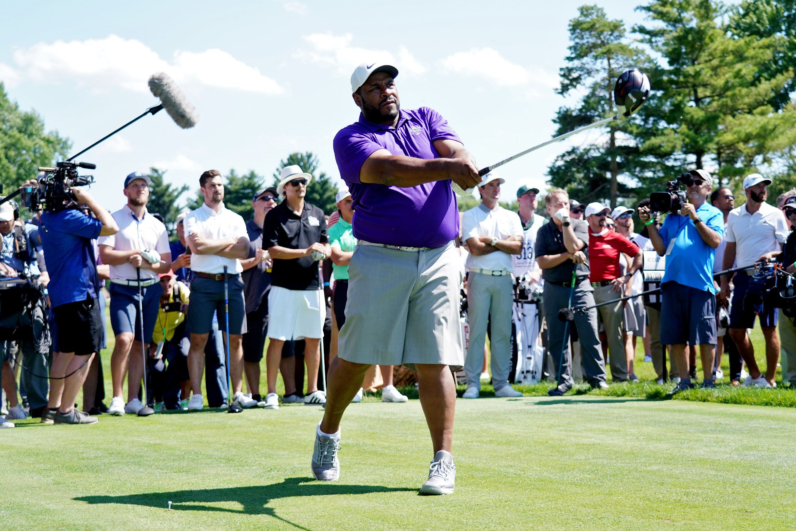 Before football Hall of Fame, celeb golf for Jerome Bettis