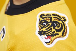 Bruins unveil return of Pooh Bear with Reverse Retro jerseys - CBS Boston