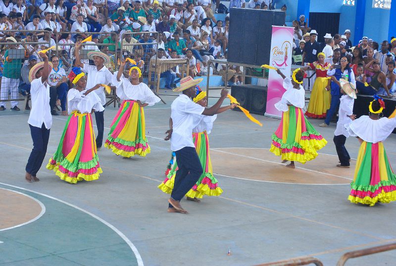 Música y danza afroancestral, en torneo estudiantil