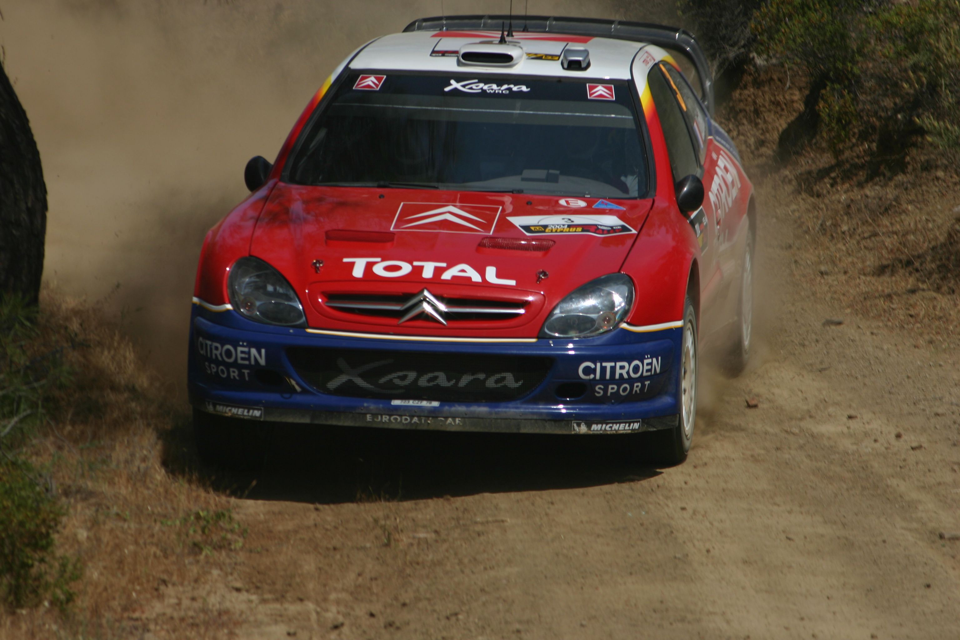 Sébastien_Loeb_-_2004_Cyprus_Rally.jpg