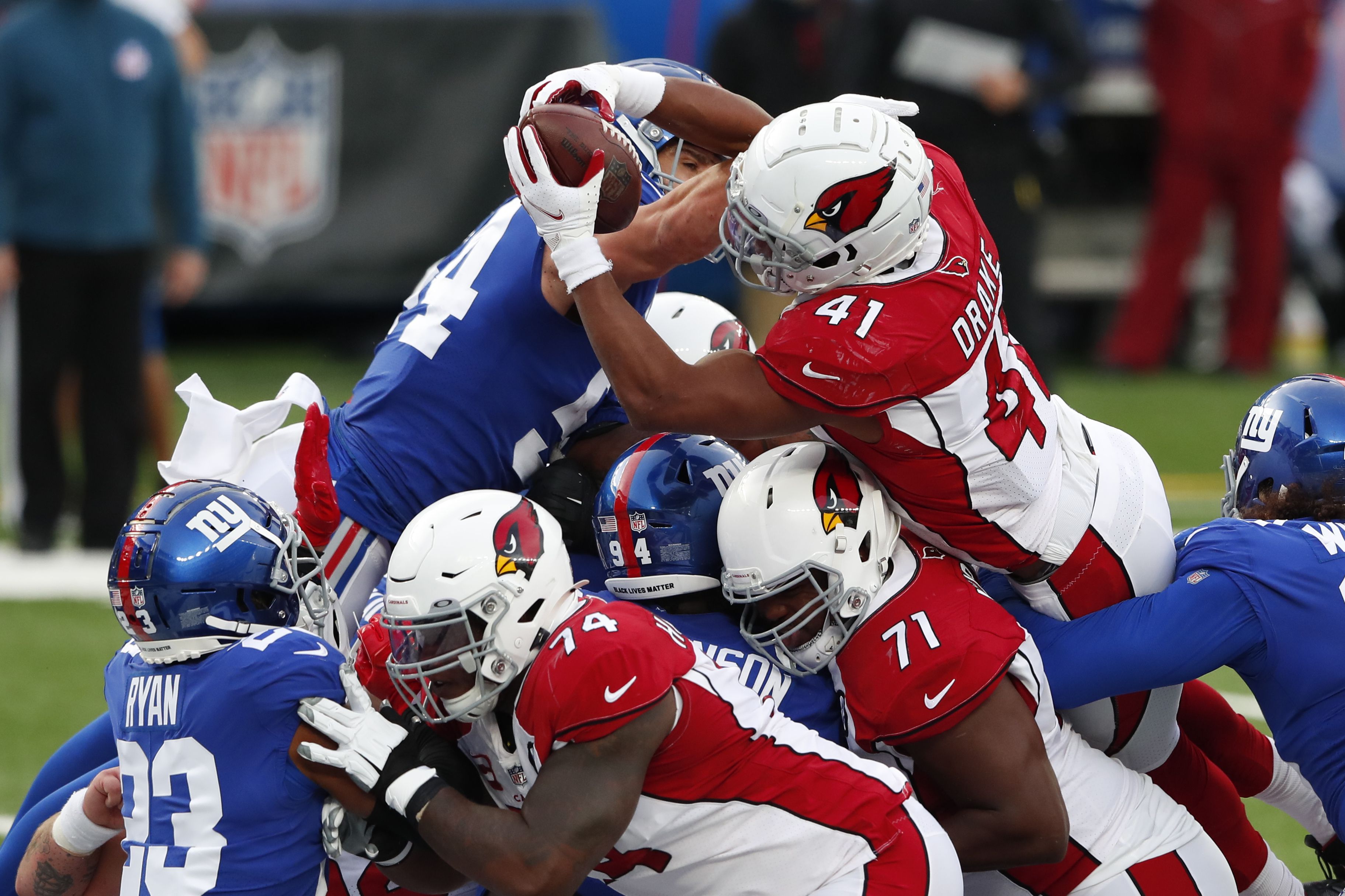 Giants recover from 21-point deficit to beat Cardinals