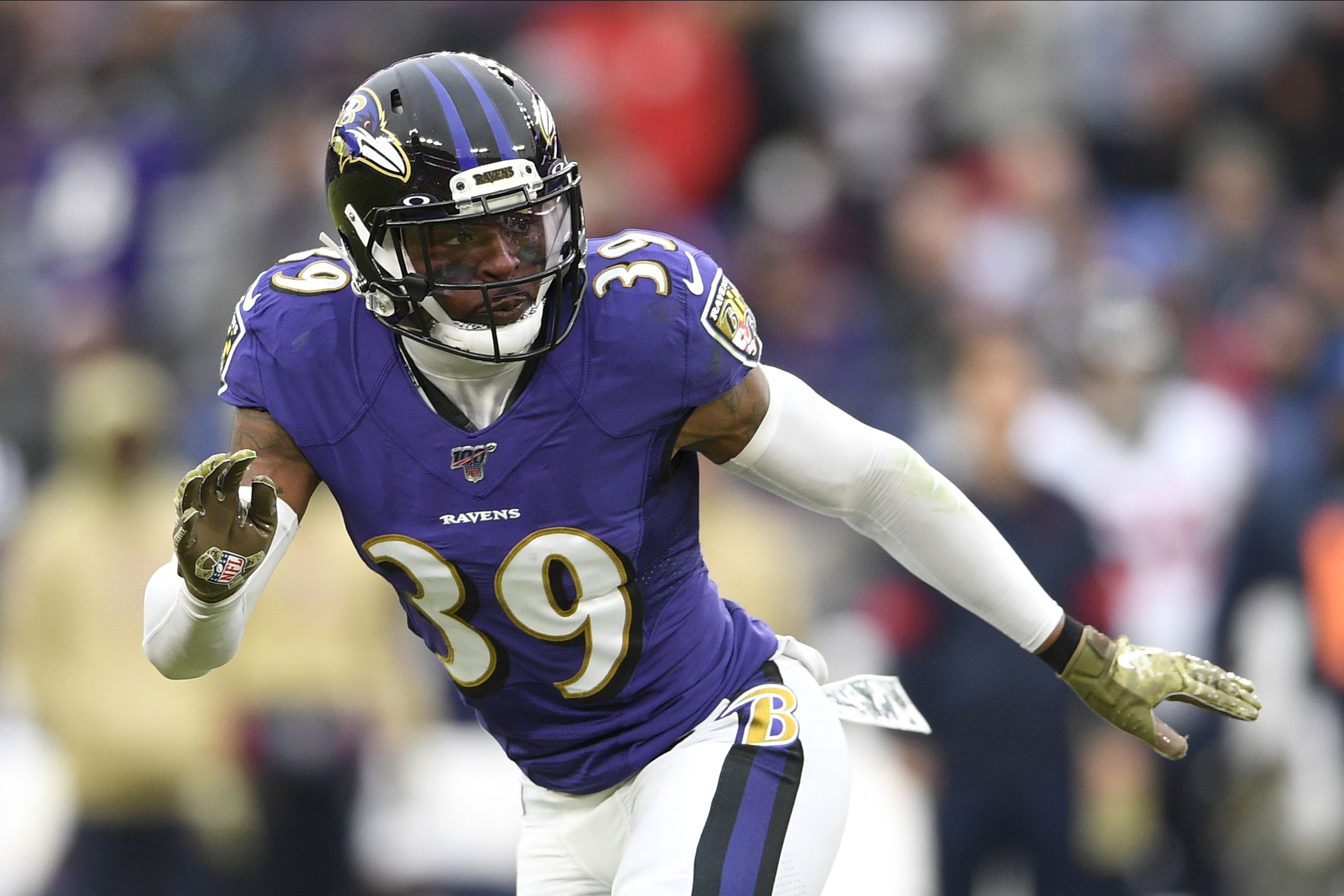 Former Baltimore Ravens defensive back Brandon Carr joins Cowboys