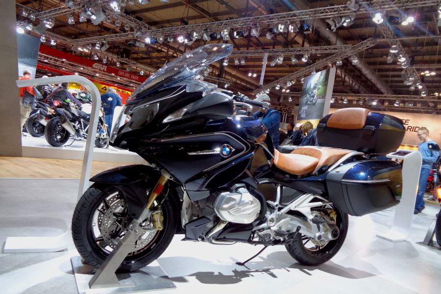 7.-BMW-R-1250-RT-900x600.jpg