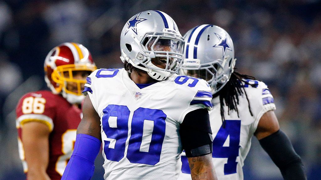 Cowboys' DeMarcus Lawrence on phantom tripping call that helped Patriots:  'Bulls---'