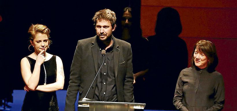 Dolores Fonzi, Santiago Mitre y Paulina García en el Teatro CorpArtes.