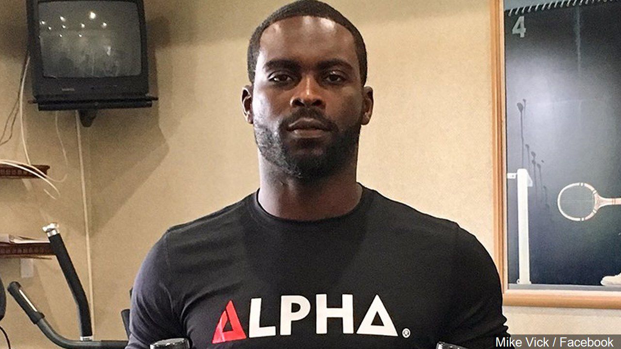 In court, company claims it made a $400,000 bet on Michael Vick — and that  it hasn't gone well