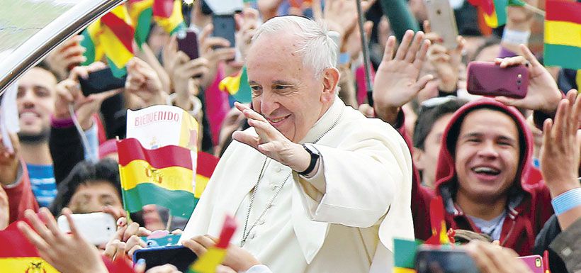 imagen-papa-francisco-oficia-misa-multitudi-38625557