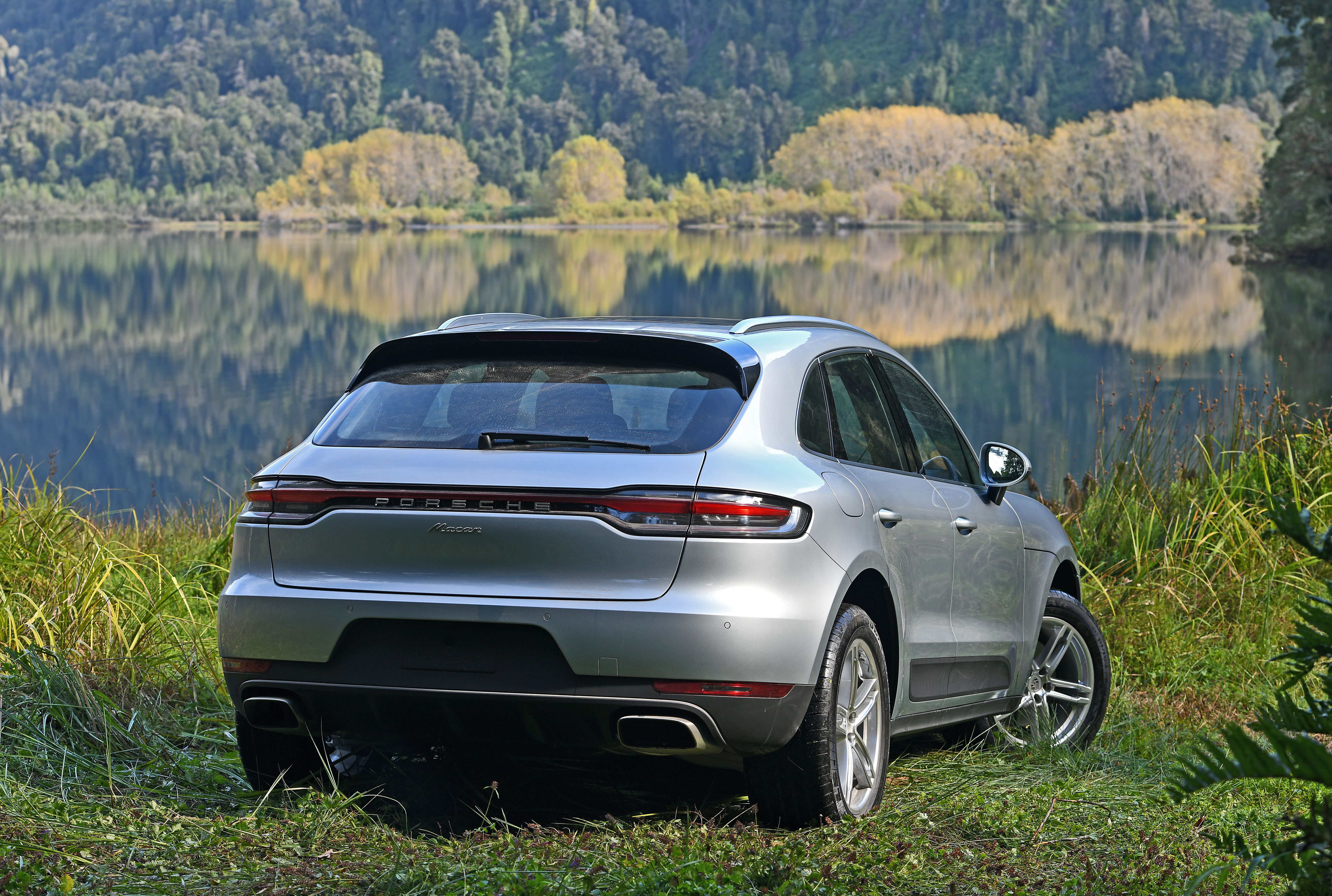 Porsche-Macan-341.jpg