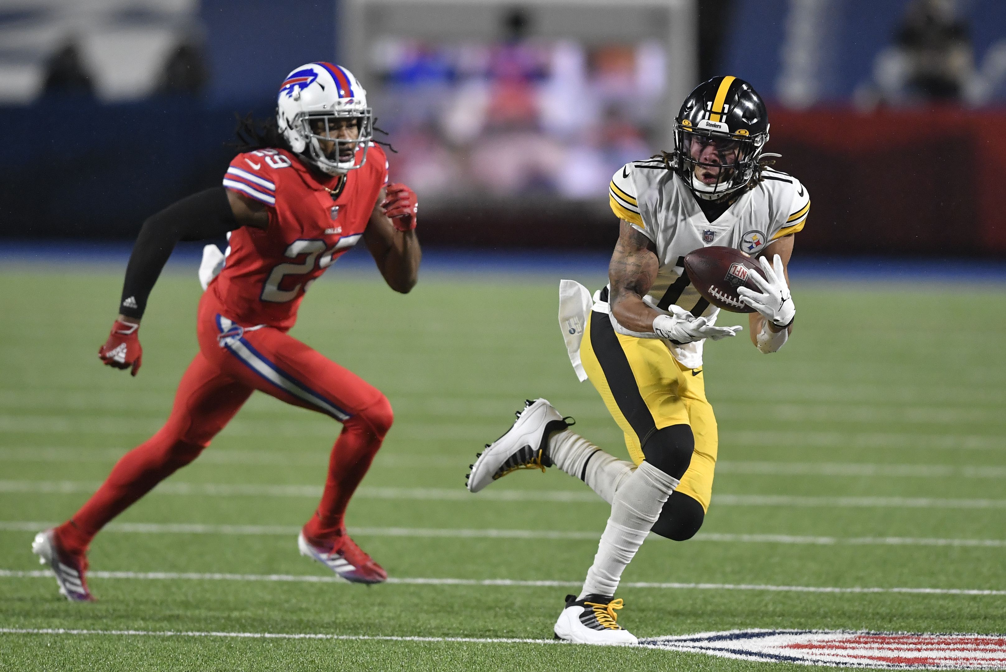 Stefon Diggs takes over on SNF stage, leads Bills to win over AFC rival  Steelers (Instant observations) 