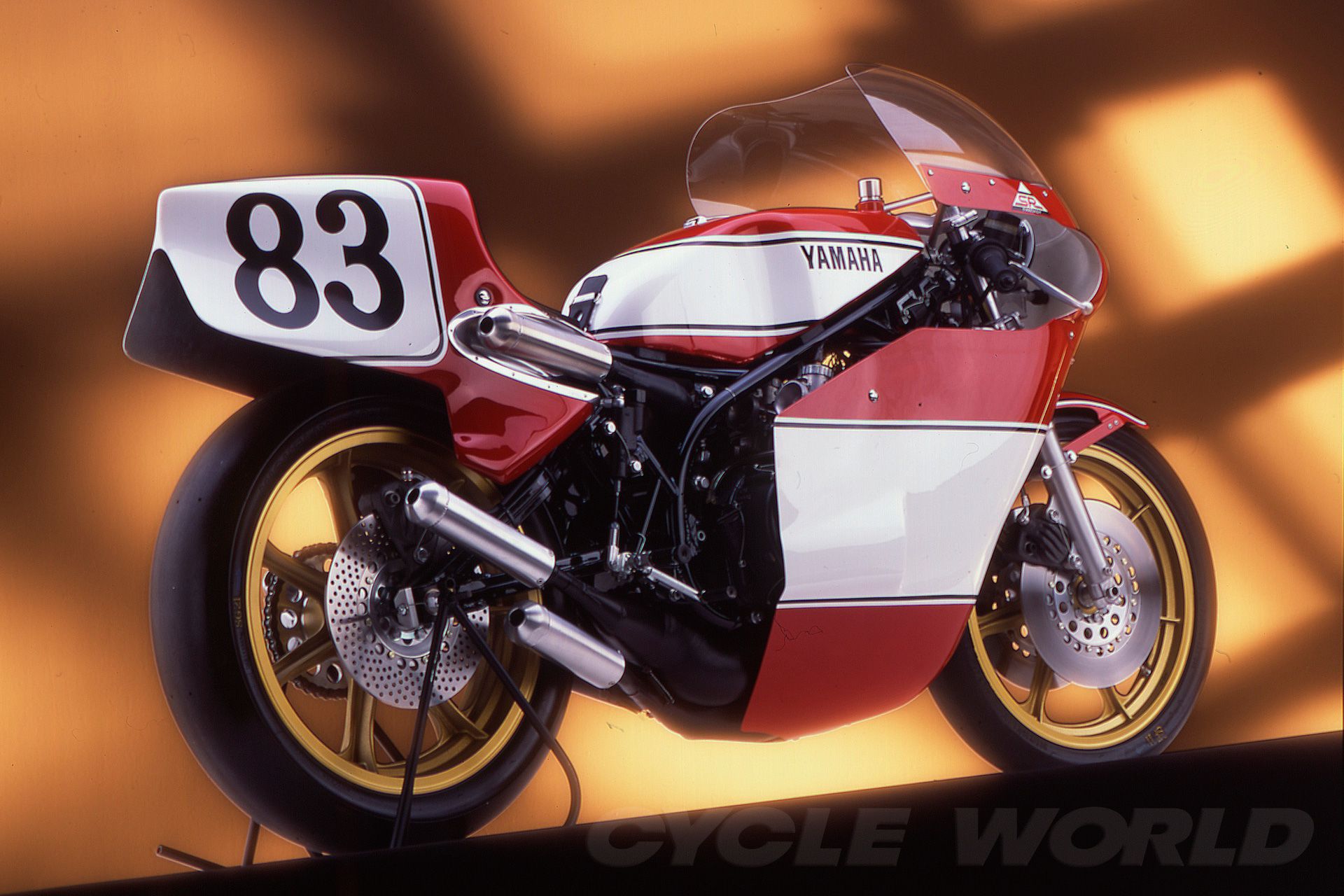 Yamaha 750 store two stroke