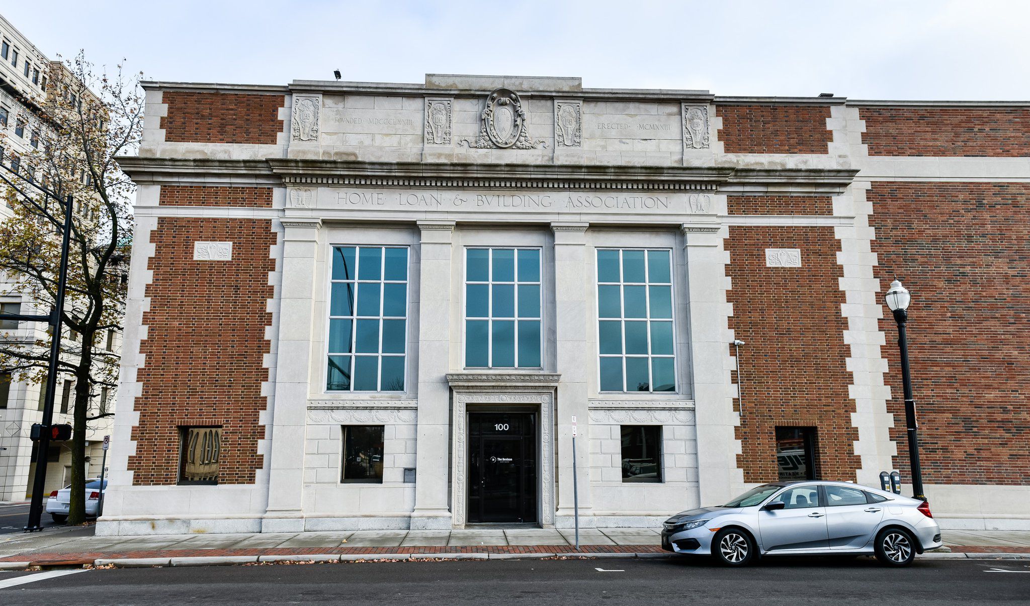 Old Hamilton building this one a bank becomes event space